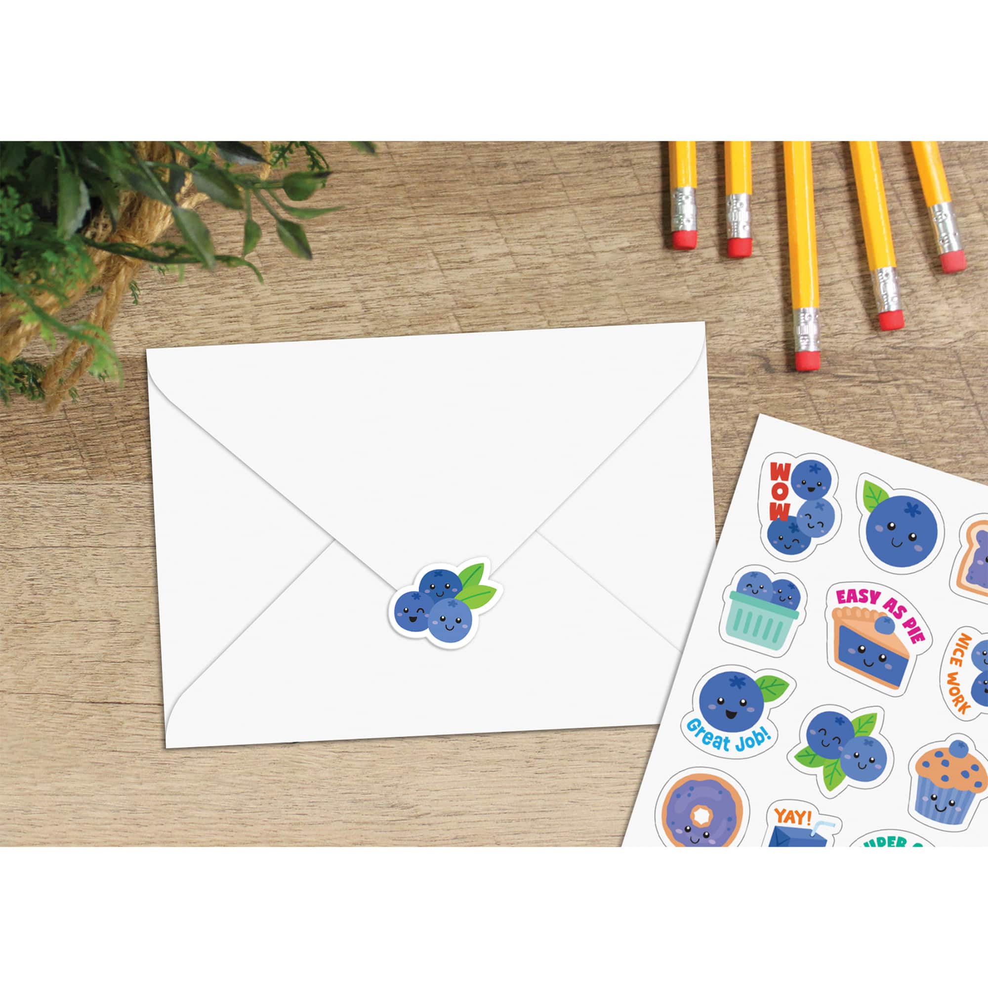 Teacher Created Resources® Blueberry Smelly Stickers, 6 Packs of 120 each