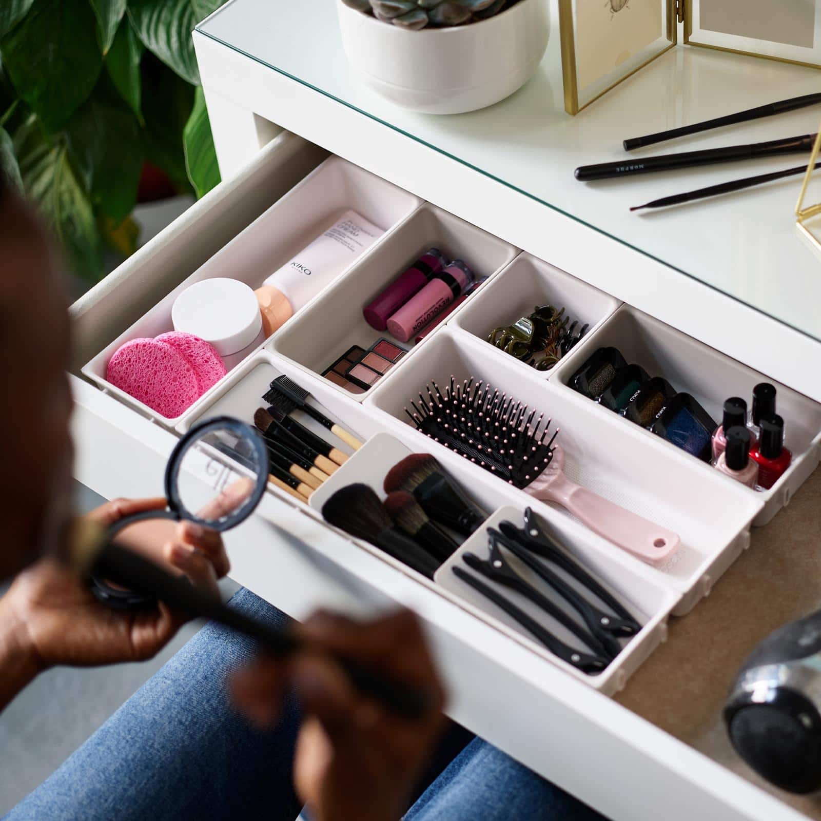 Joseph Joseph Viva 7-piece Makeup Drawer organizer Set