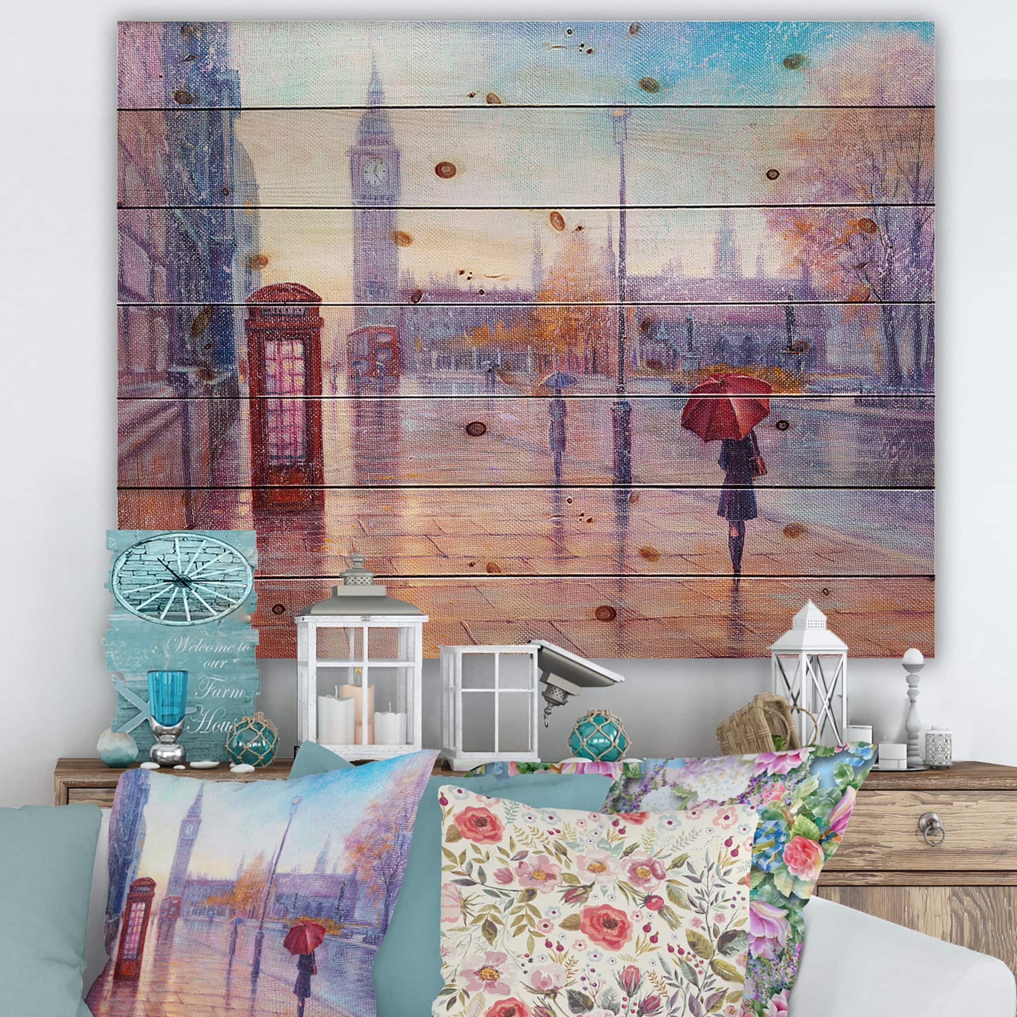 Designart - Big Ben and Woman With Red Umbrella In London - French Country Print on Natural Pine Wood