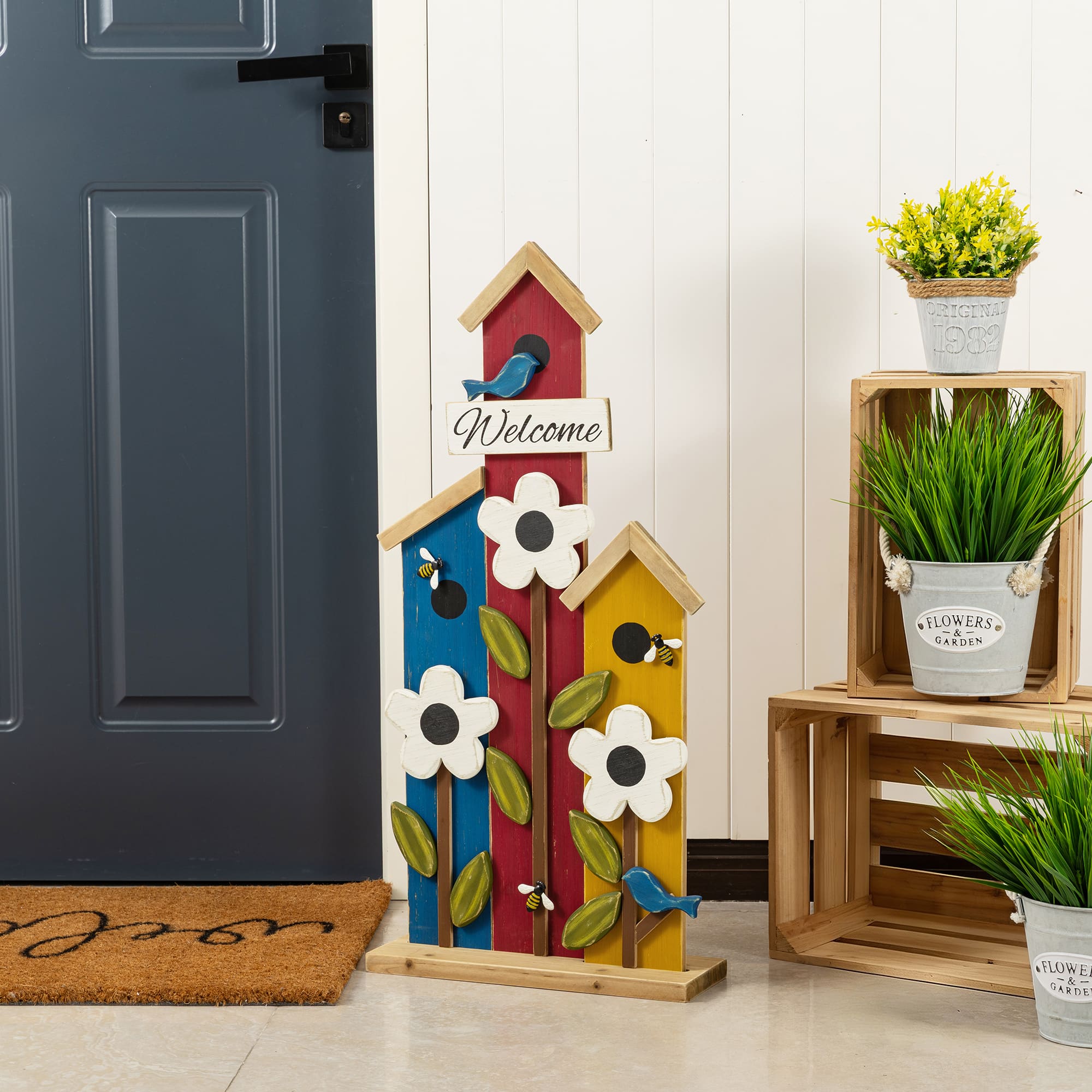 Glitzhome® 30" Solid Wood Birdhouse-Shaped Outdoor Porch Decor Sign