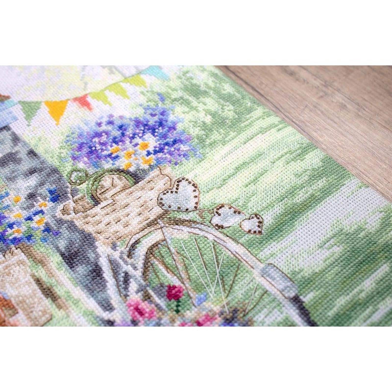 Oven Flight Cross Stitch Kit