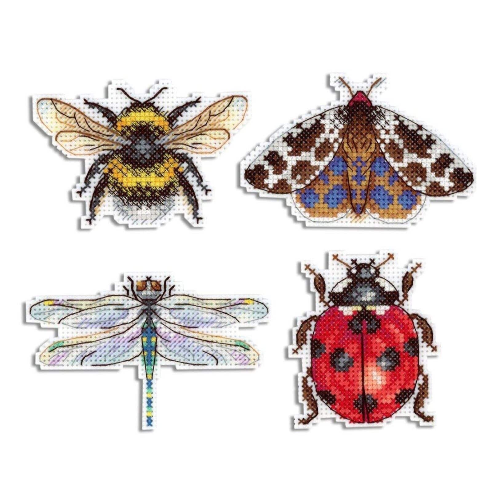 MP Studia MP Studia Plastic Canvas Counted Cross Stitch Kit Winged Friends