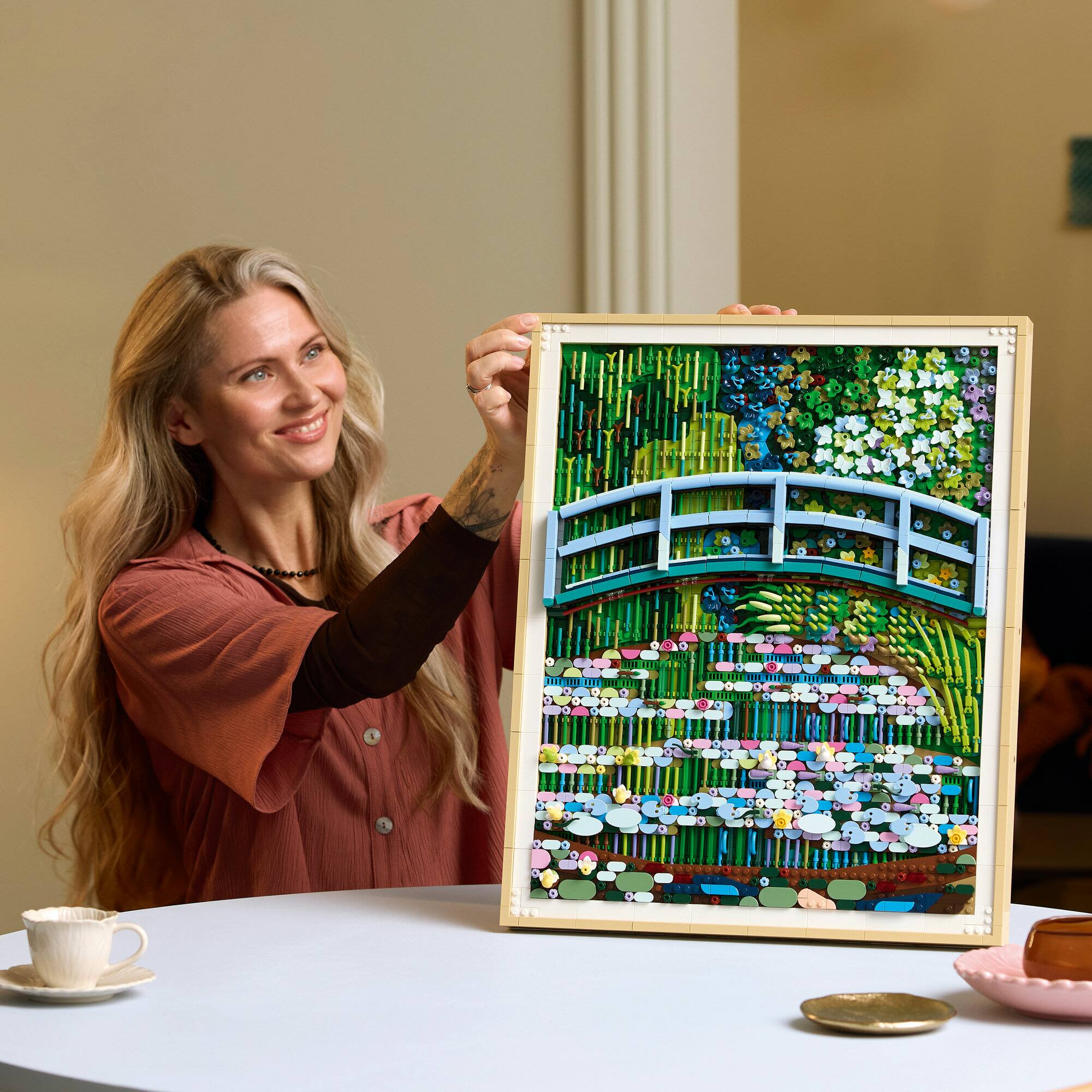 LEGO® Claude Monet Bridge over a Pond of Water Lilies ART Kit 31220