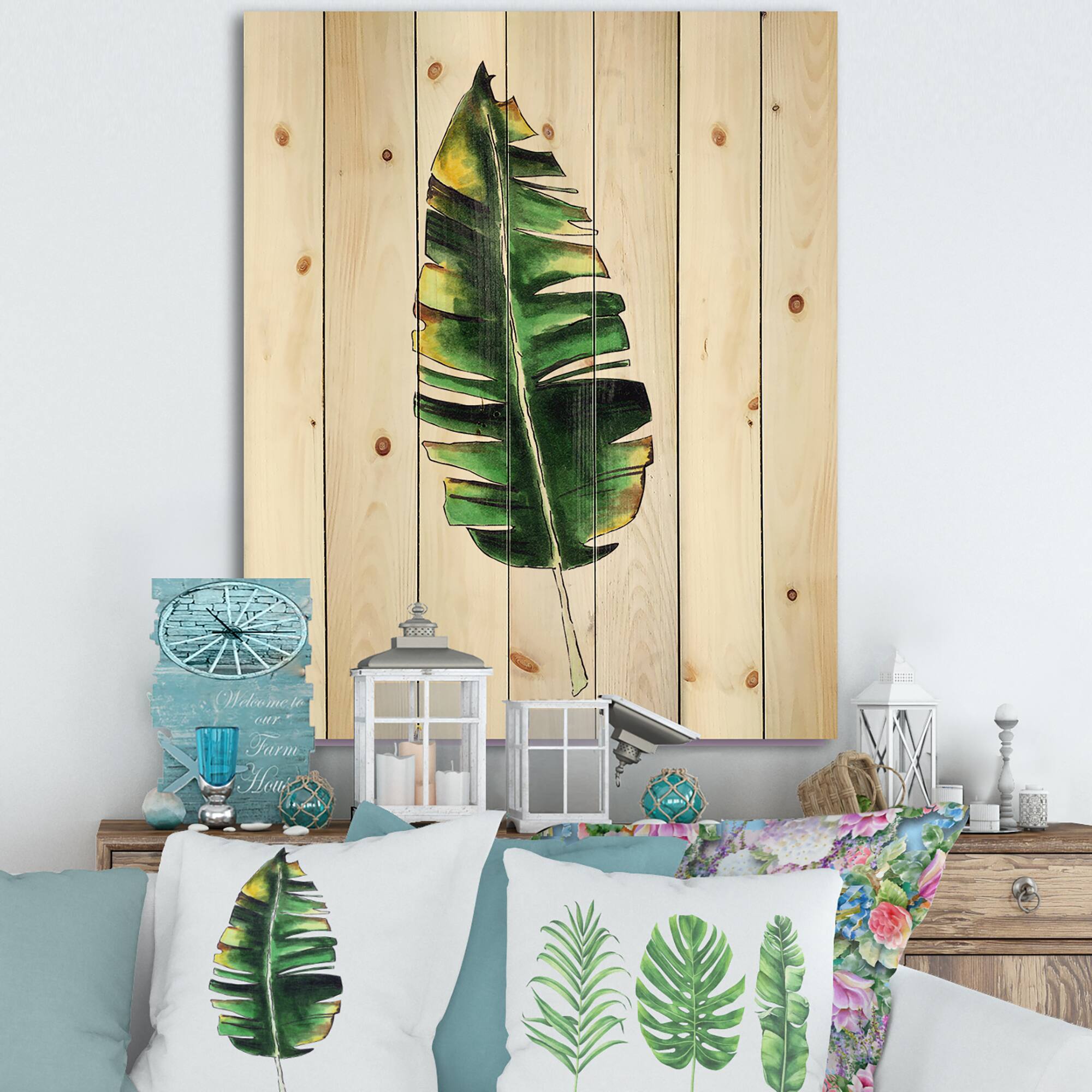 Designart - Single Banana Leaf - Bohemian & Eclectic Print on Natural Pine Wood