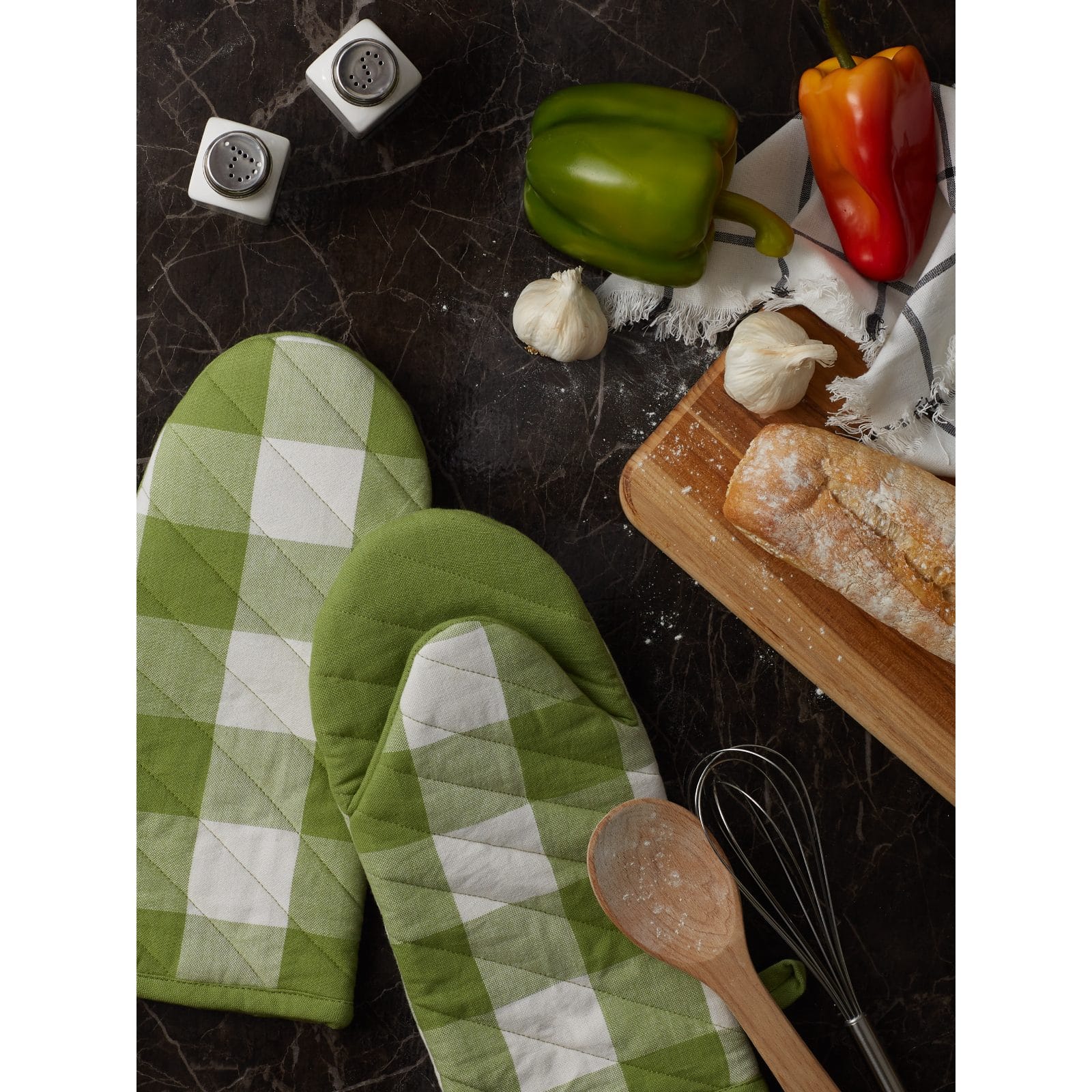 DII® Buffalo Check Oven Mitts