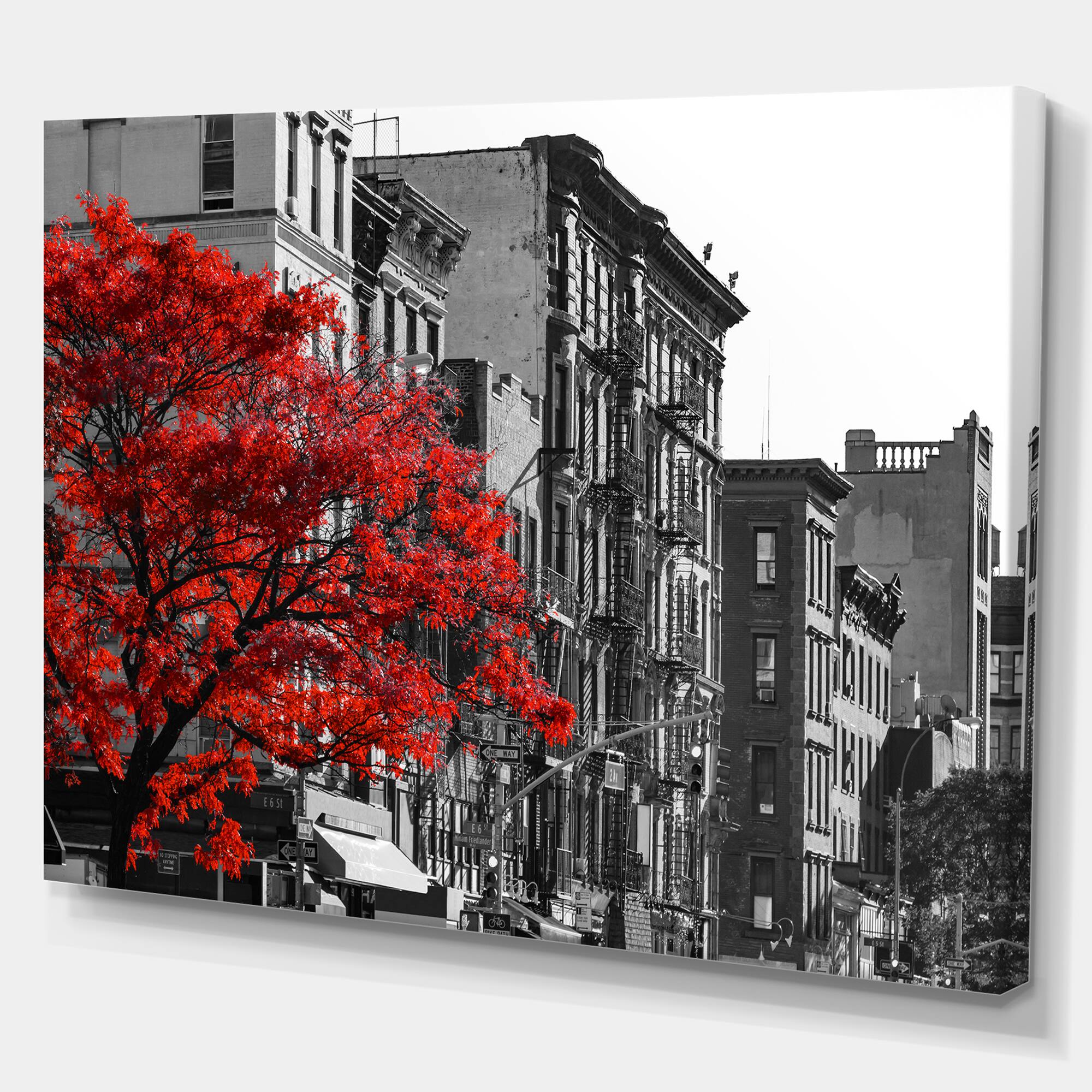 Designart - Red Tree on Black and White New York City Street - Floral Cityscapes Photographic on wrapped Canvas