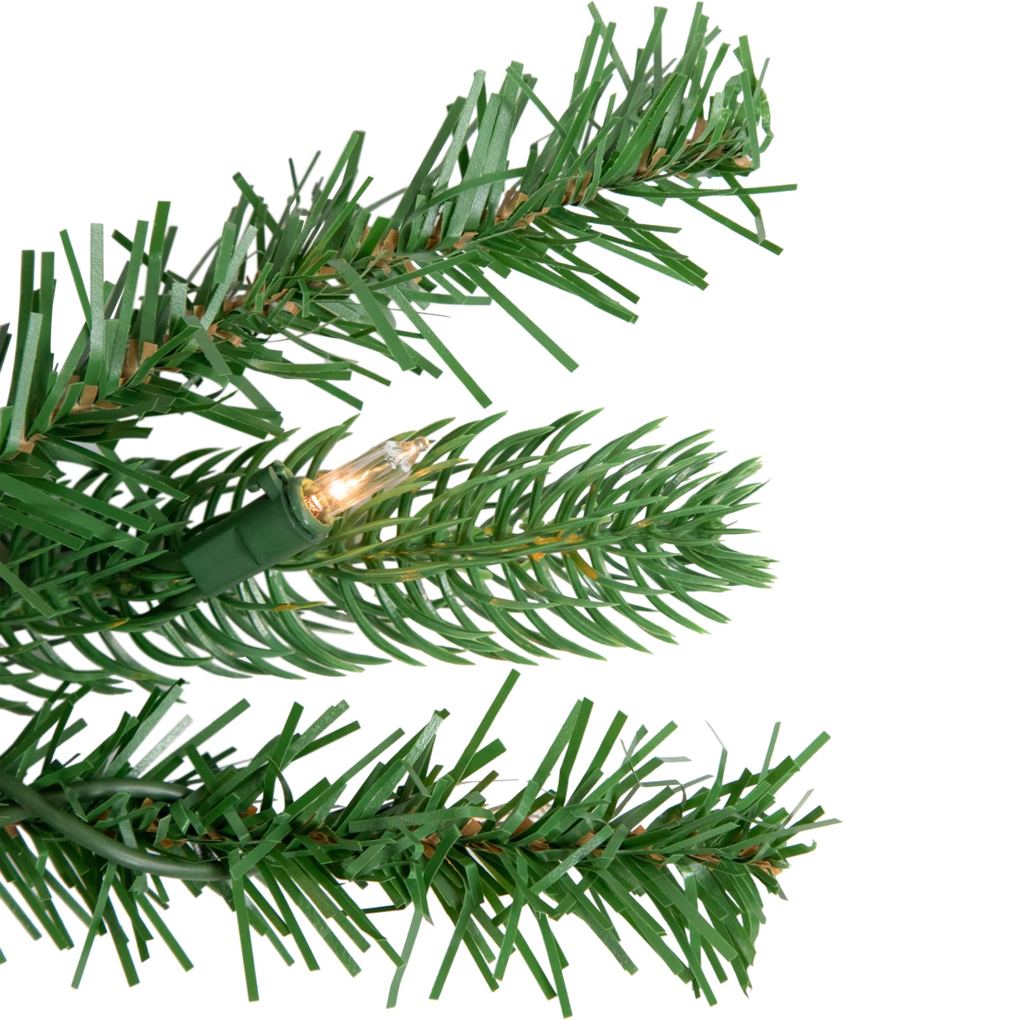 30" Pre-Lit Christmas Artificial Sierra Noble Fir Wreath