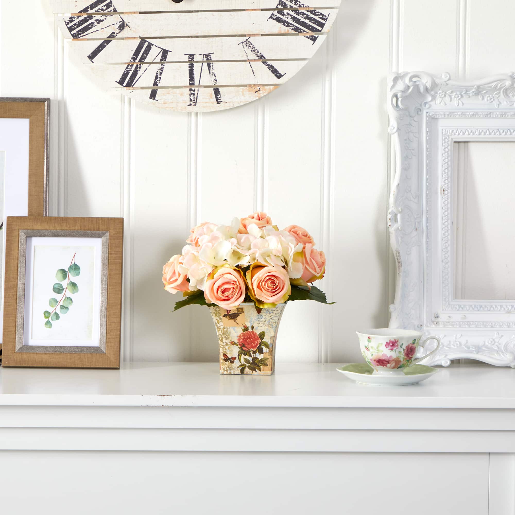 8" Rose & Hydrangea Bouquet in Floral Vase