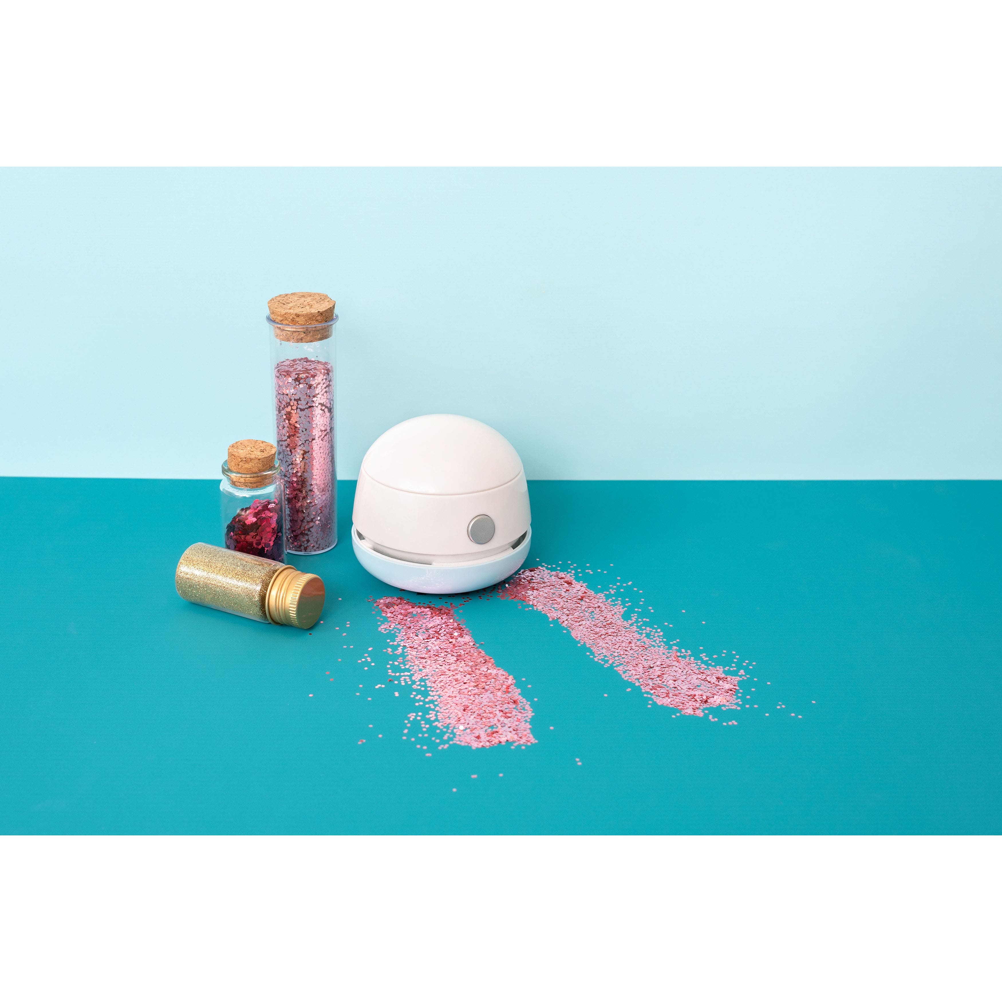 We R Memory Keepers® White & Blue Glitter Mini Vac