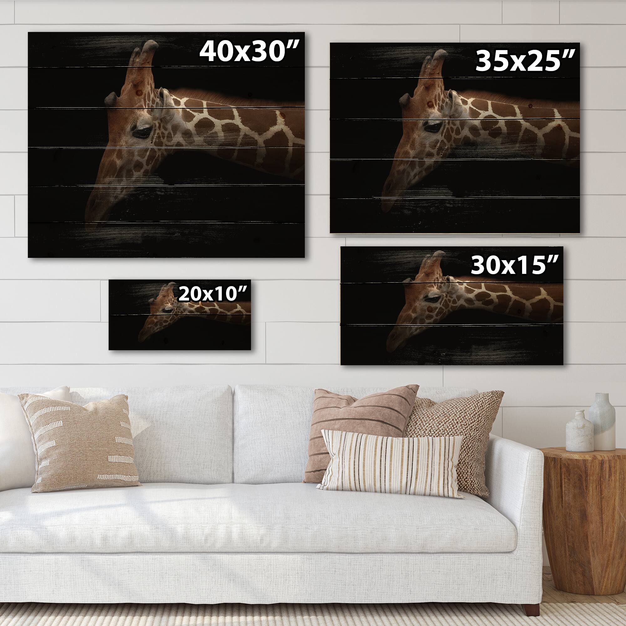 Designart - Portrait of A Giraffe IV - Farmhouse Print on Natural Pine Wood