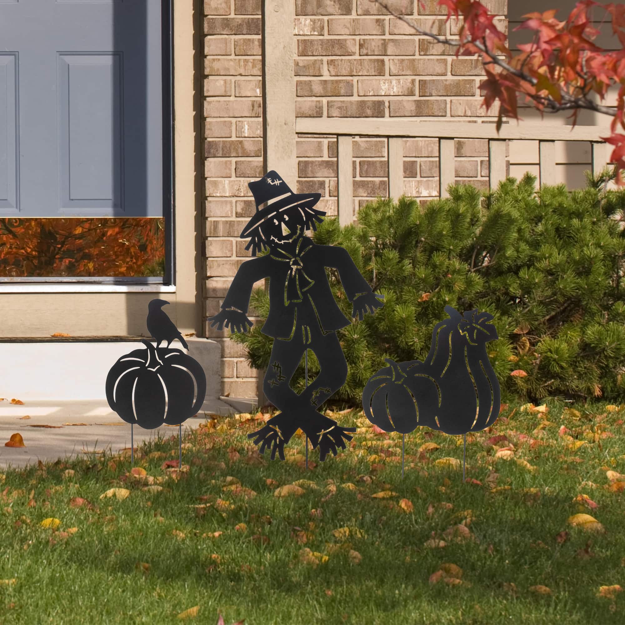 Glitzhome® Set of 3 Fall Metal Scarecrow Silhouette Yard Stakes
