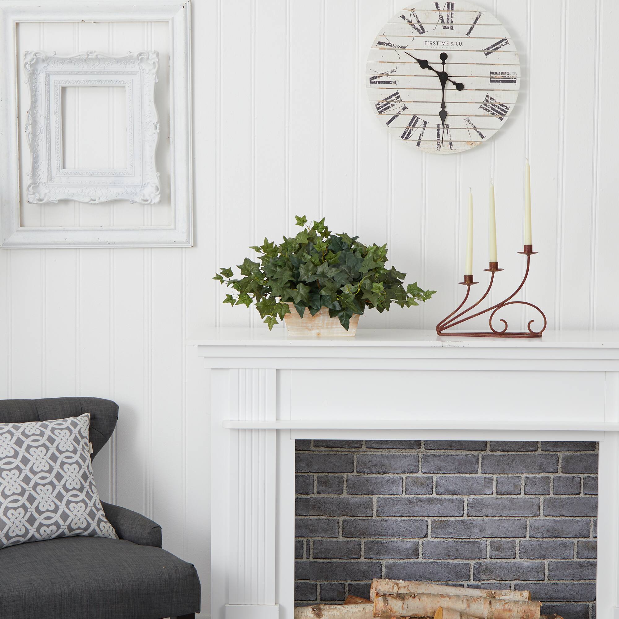 14" Ivy in White Planter