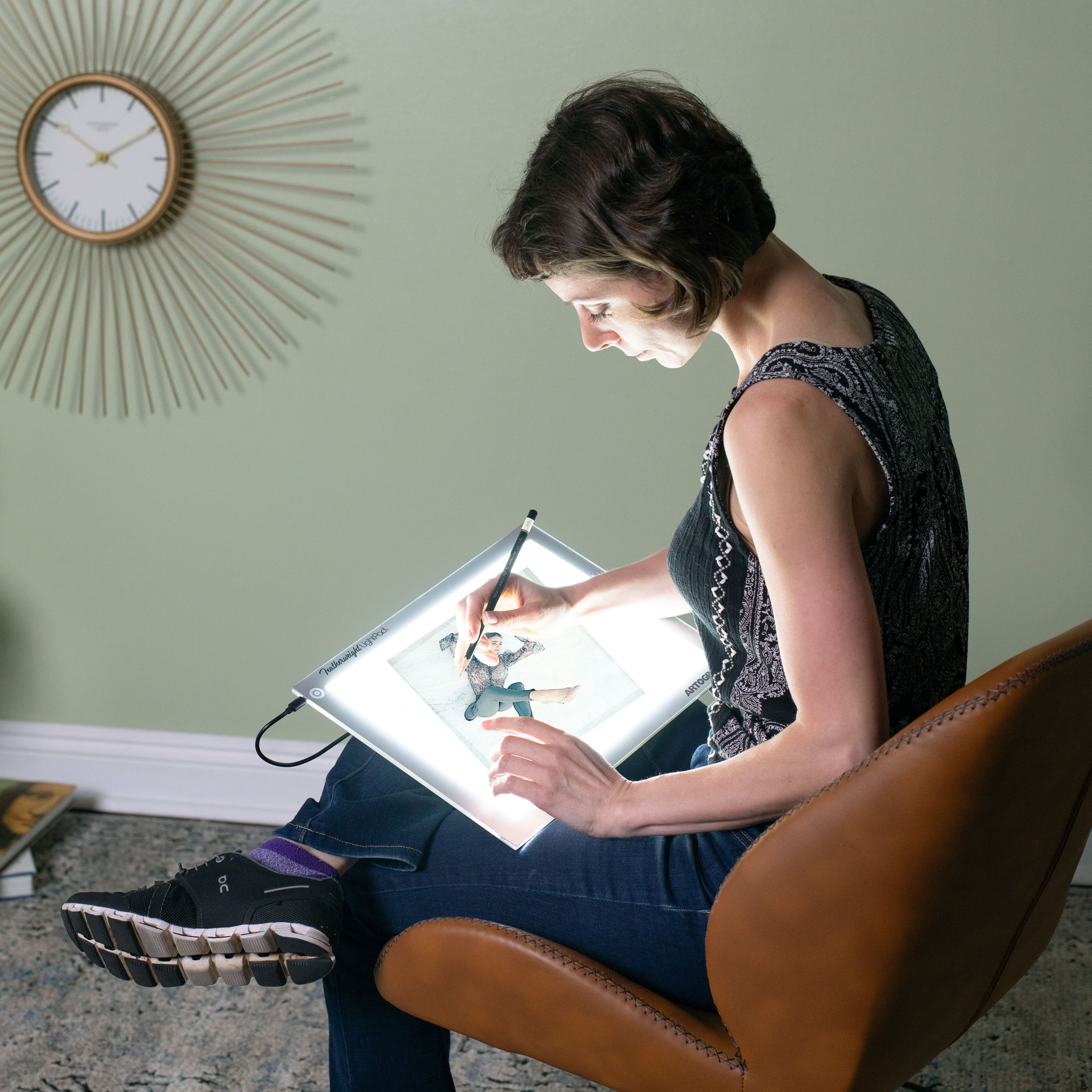 Studio Designs Artograph® 9" x 12" Featherweight™ LightPad®