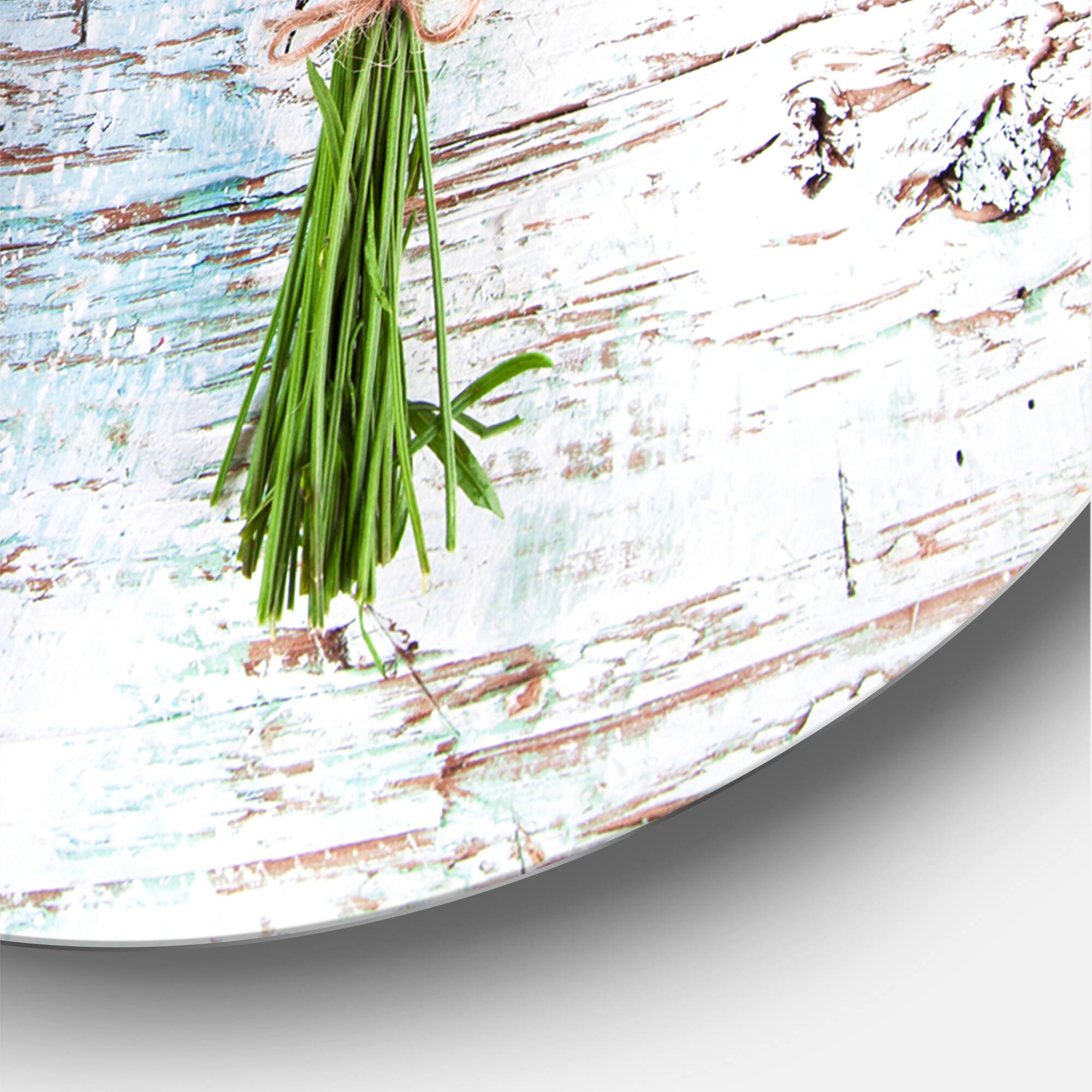 Designart - Fresh Lavender On Wood - Farmhouse Metal Circle Wall Art