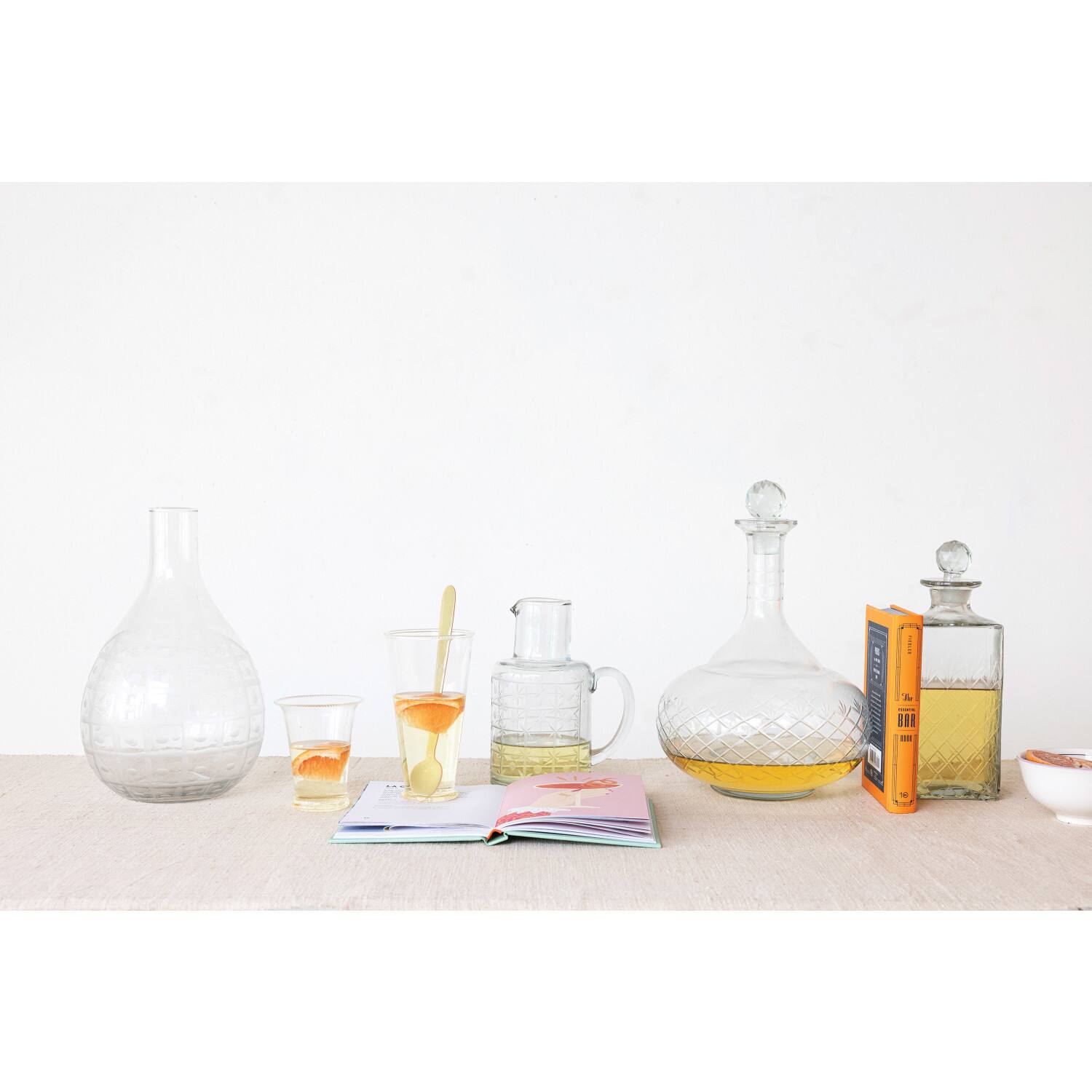 Hello Honey® 6" Clear Round Glass Drinking Glasses with Debossed Rim & Base, 6ct.