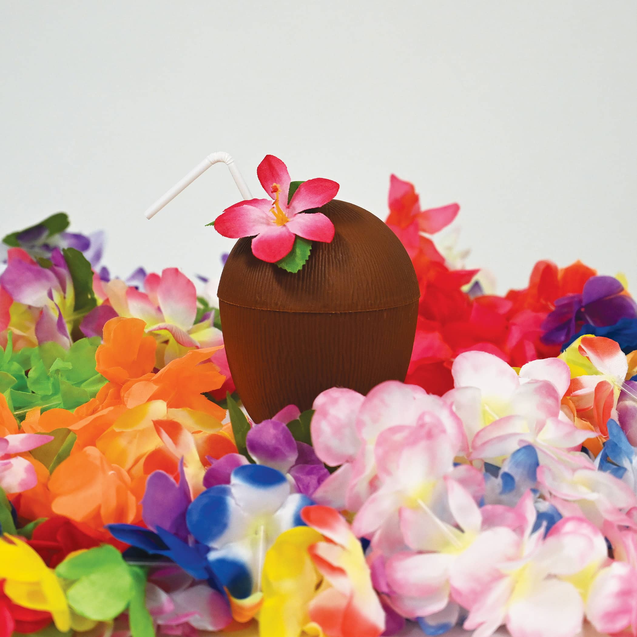 Beistle 16oz. Plastic Coconut Cups with Straws, 2ct.