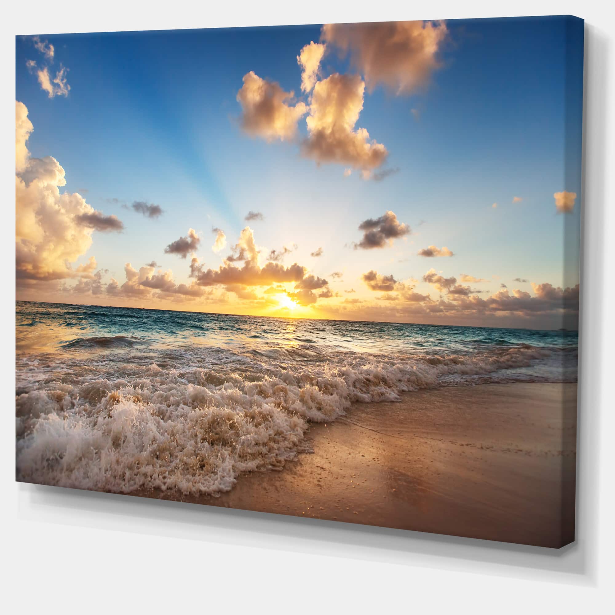 Designart - Sunrise on Beach of Caribbean Sea - Large Seashore Canvas Art Print