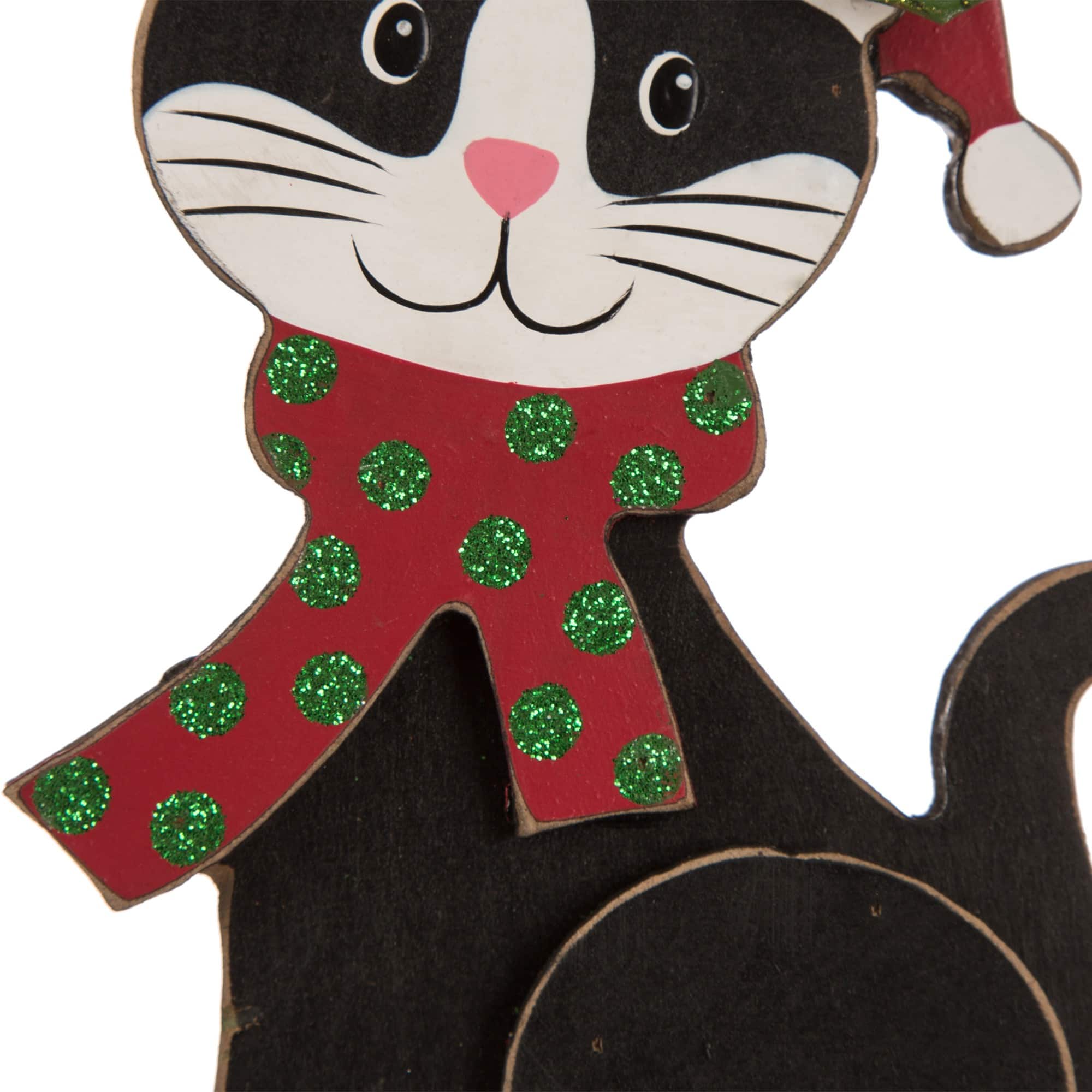 Glitzhome® 8" Wooden Metal Cat and Dog Stocking Holder Set