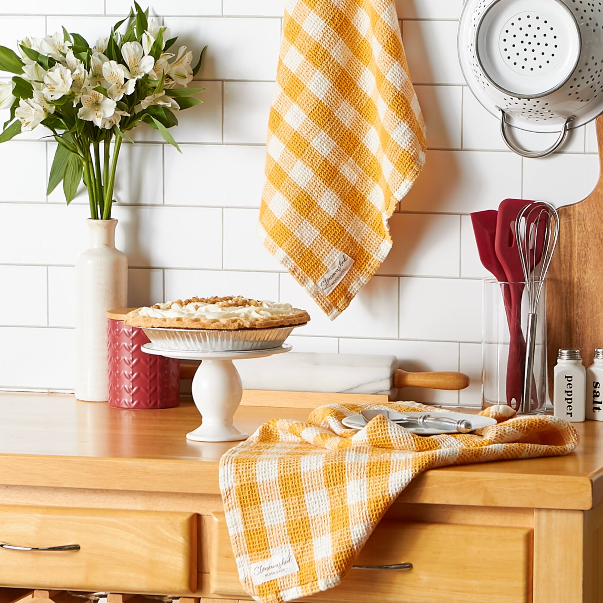 DII® Checker Washed Waffle Dish Towels