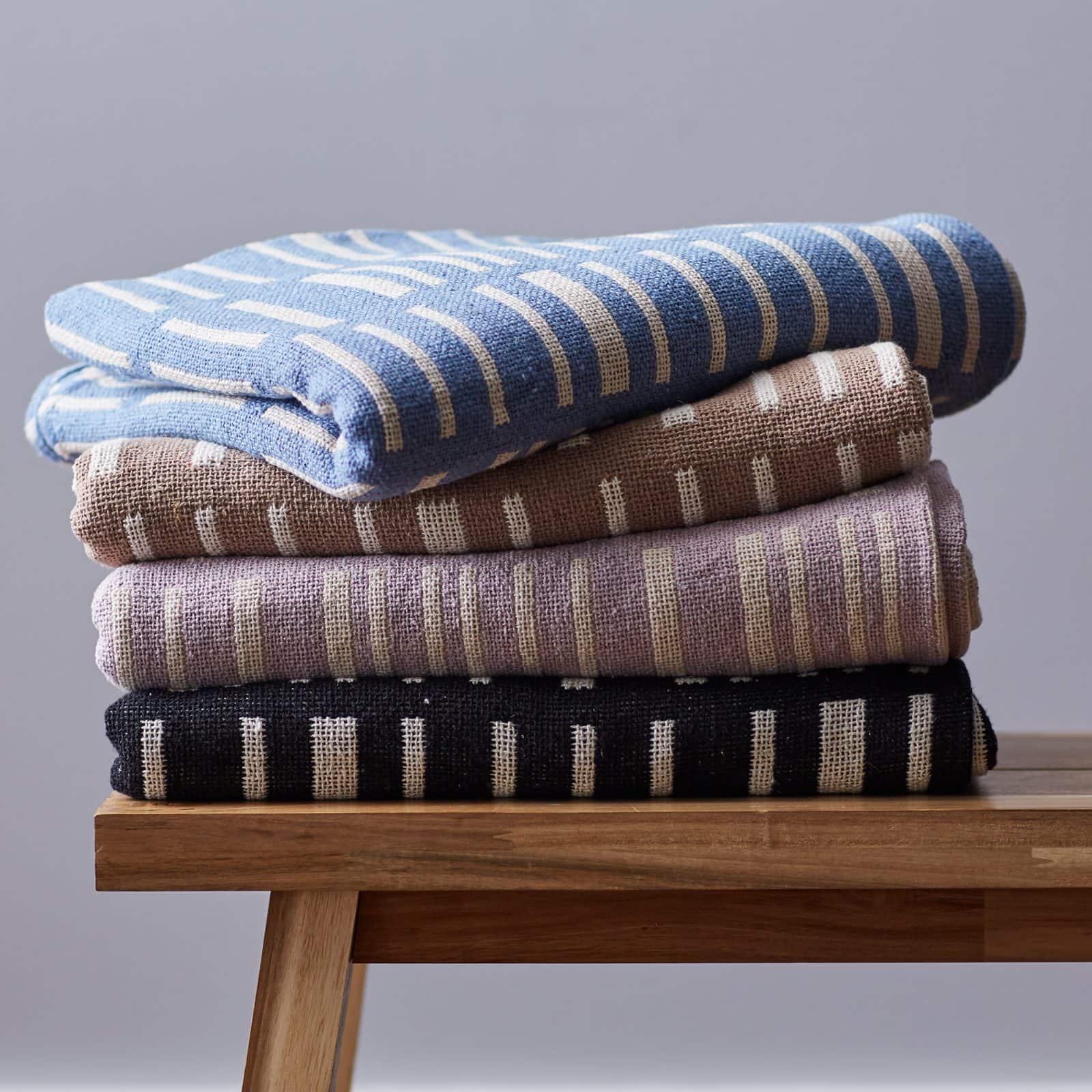 DII® Black Urban Jacquard Throw