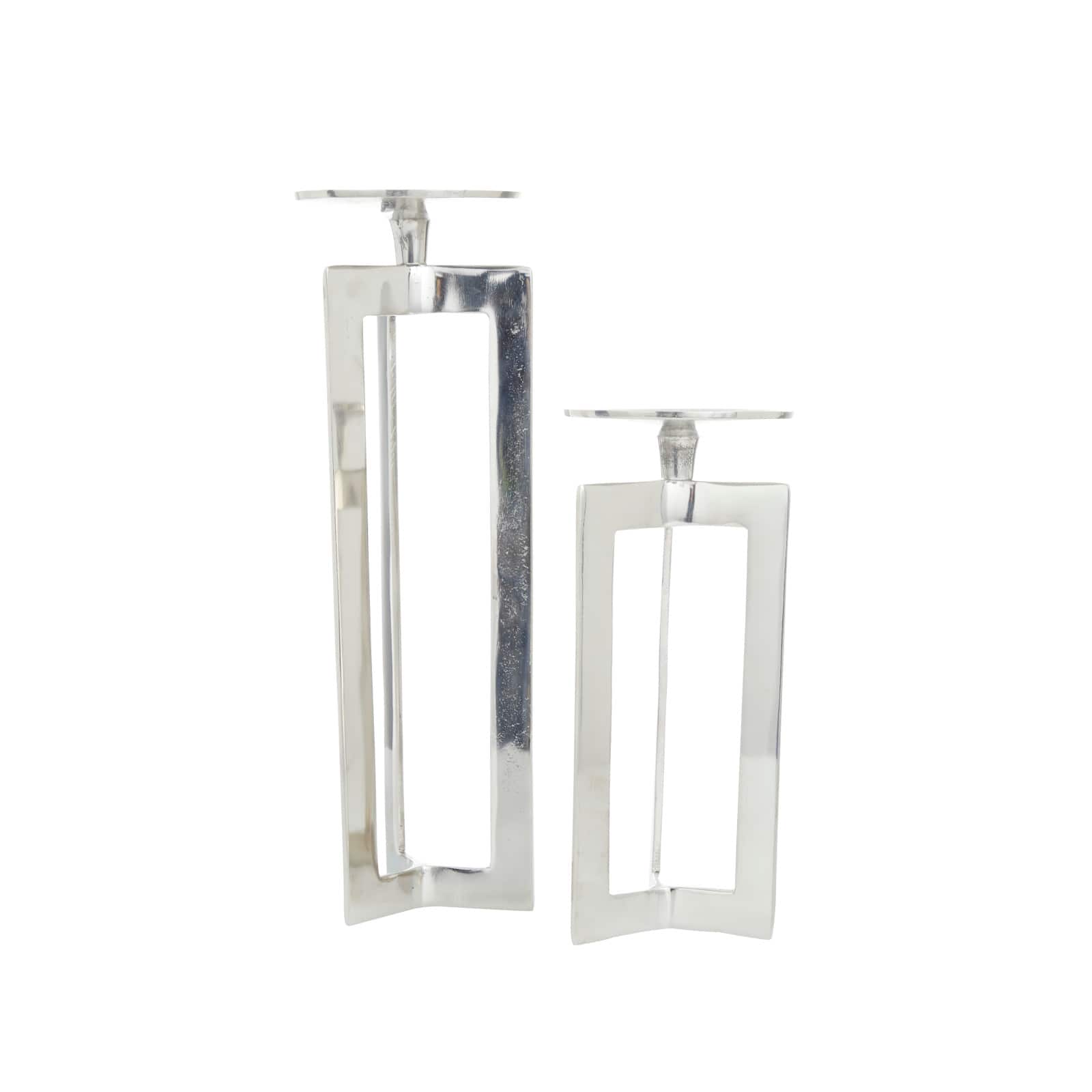 CosmoLiving by Cosmopolitan Silver Contemporary Candle Holder Set