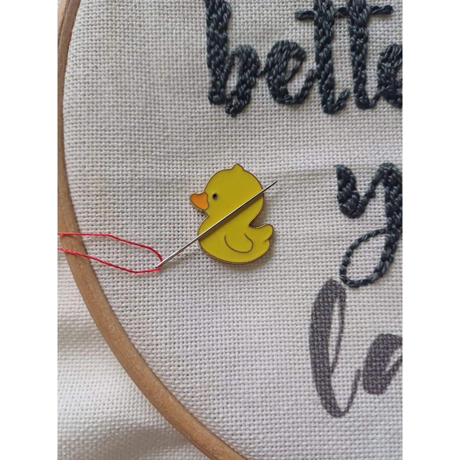 Wizardi 4/5" Little Duck Magnetic Needle Minder