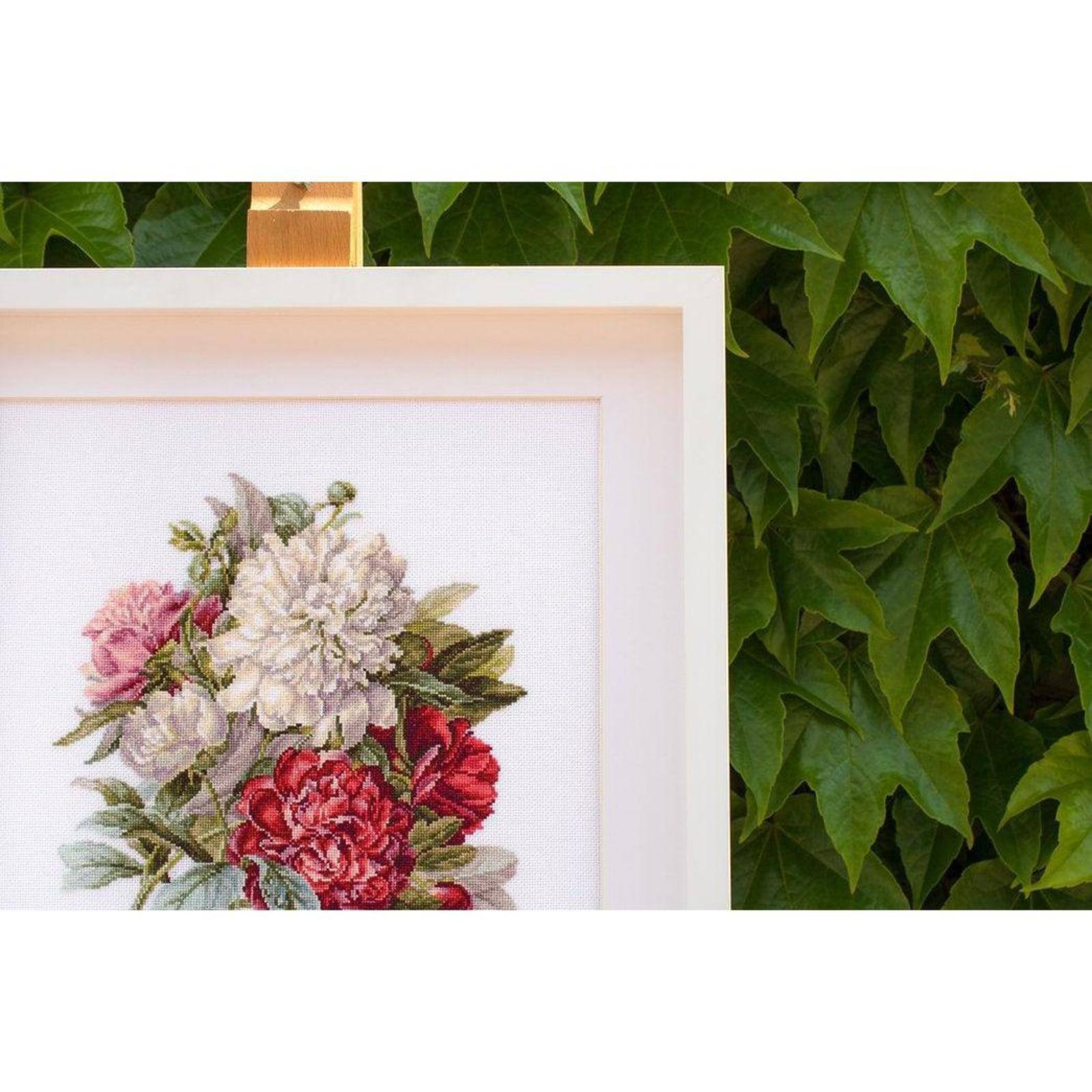 Luca-s Piones Counted Cross Stitch Kit