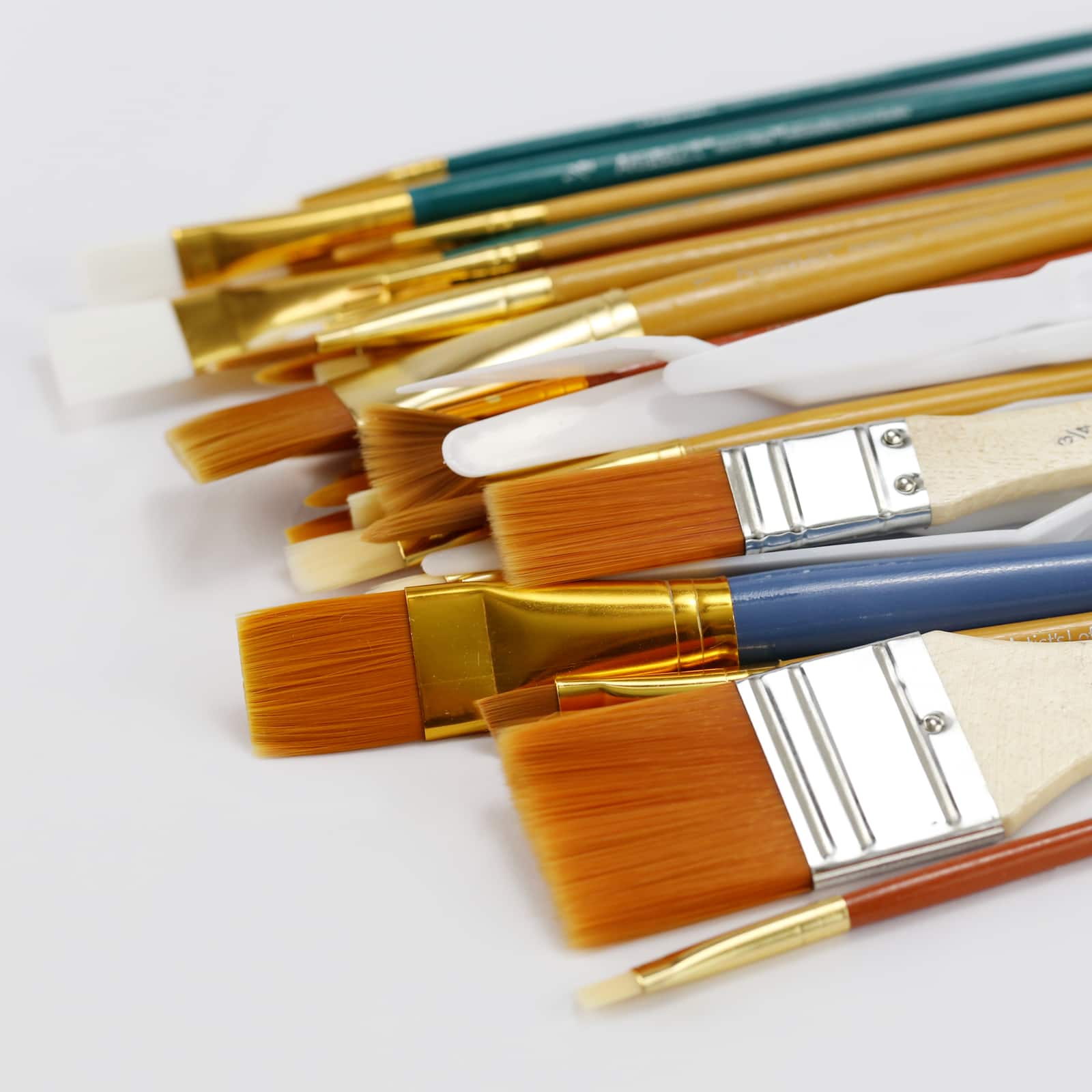 12 Packs: 50 ct. (600 total) Super Value Brush Set by Artist's Loft™ Necessities™