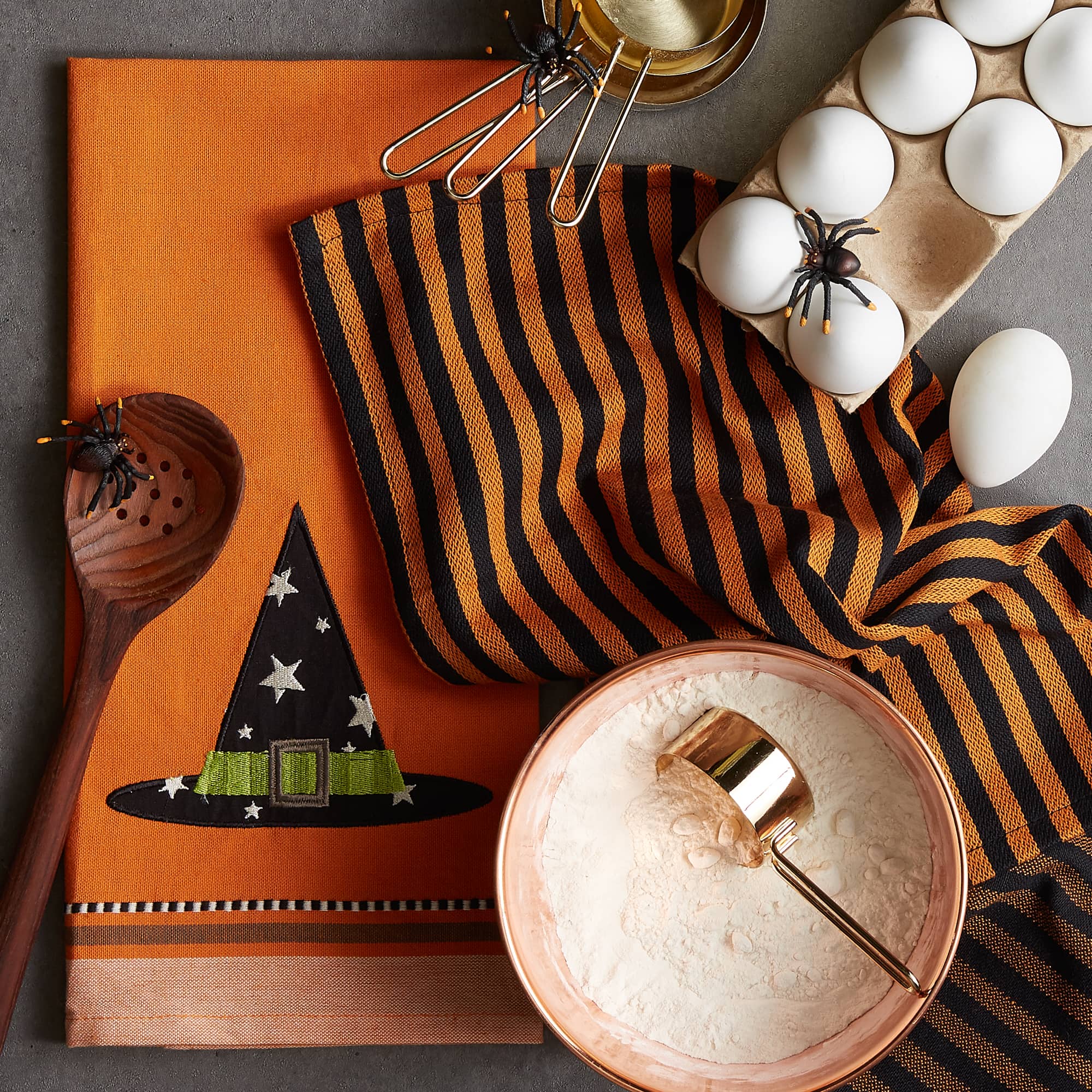 DII® Witch Hat Dishtowel Set