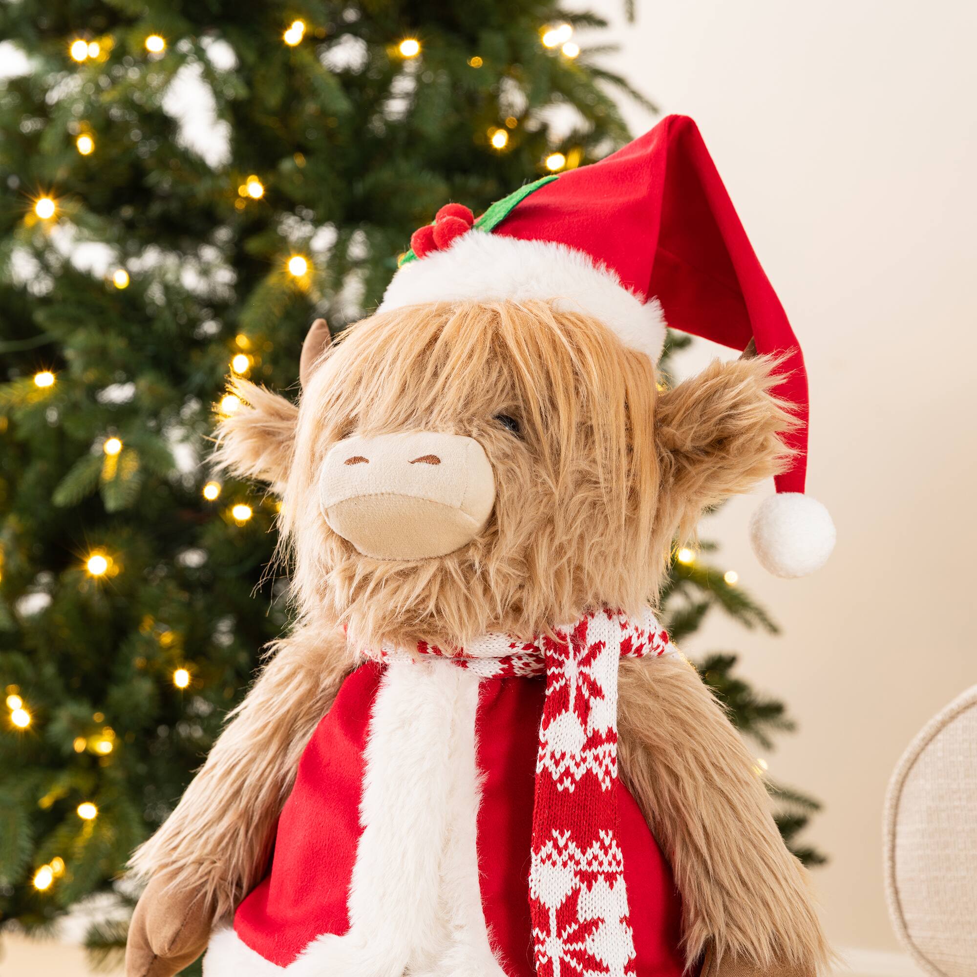 Glitzhome® 19"-33" Telescoping Fabric Christmas Highland Cow Standing Decor