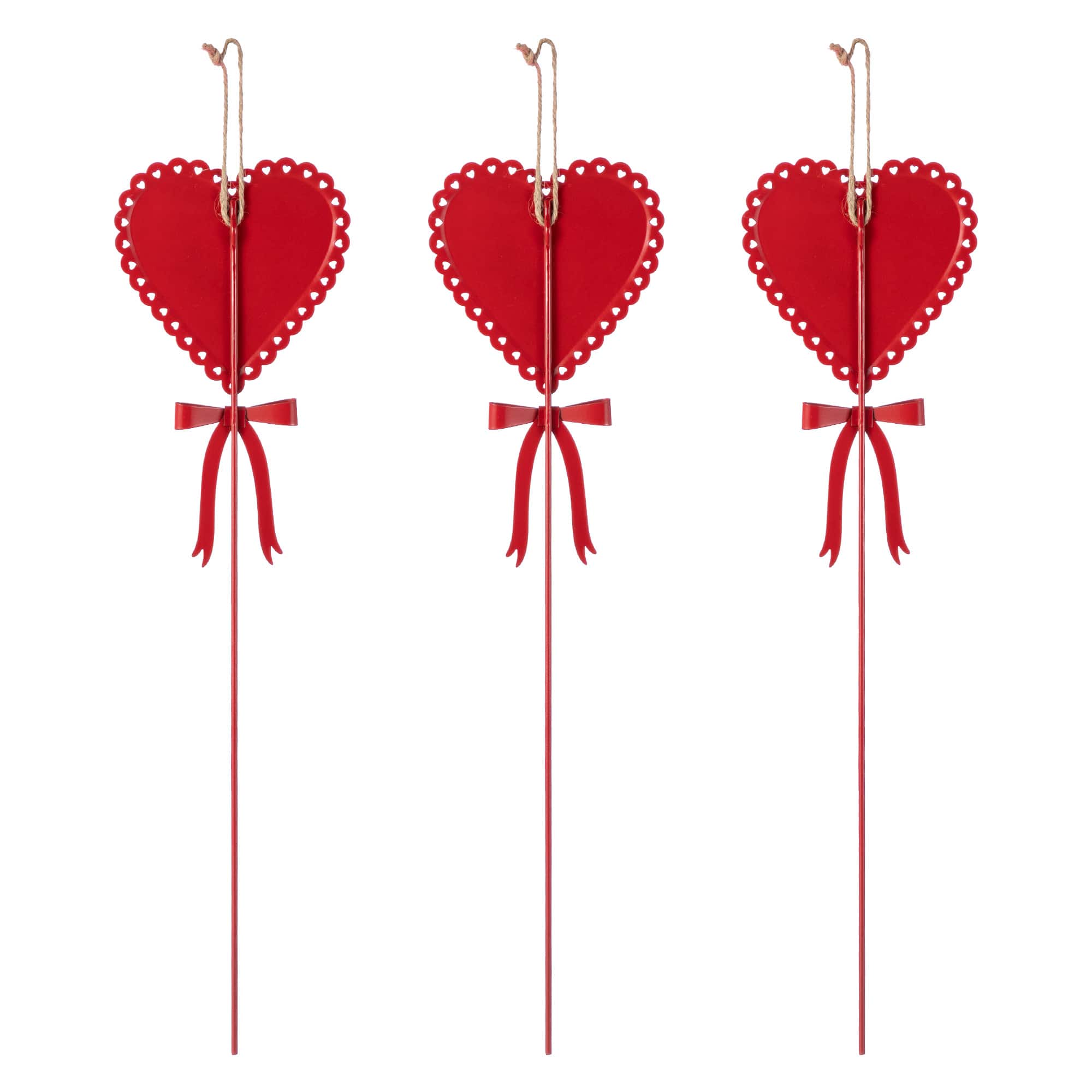 Glitzhome® 16" Valentine's Metal Heart Yard Stake Set