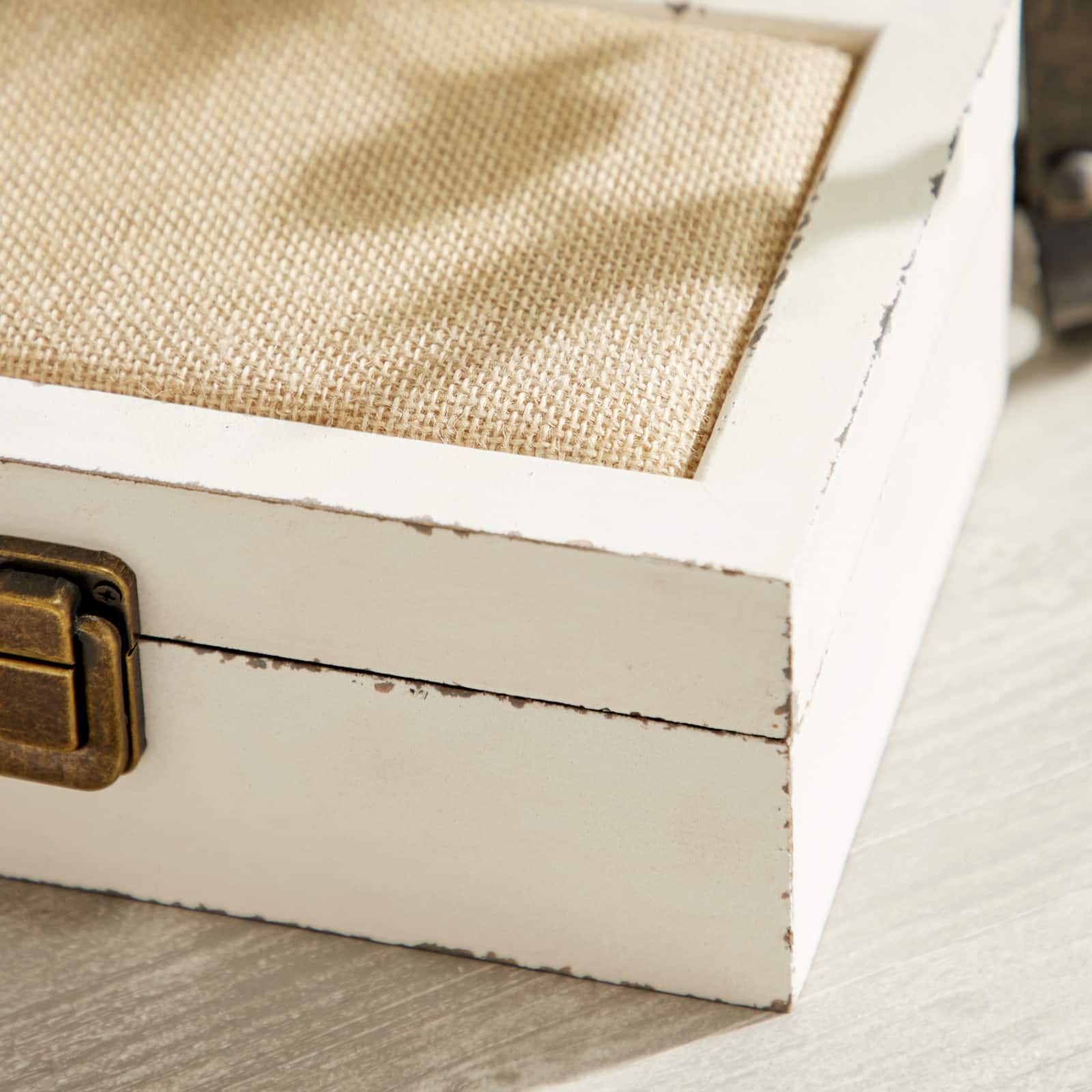 White Wood Farmhouse Box Set, 8" & 10"