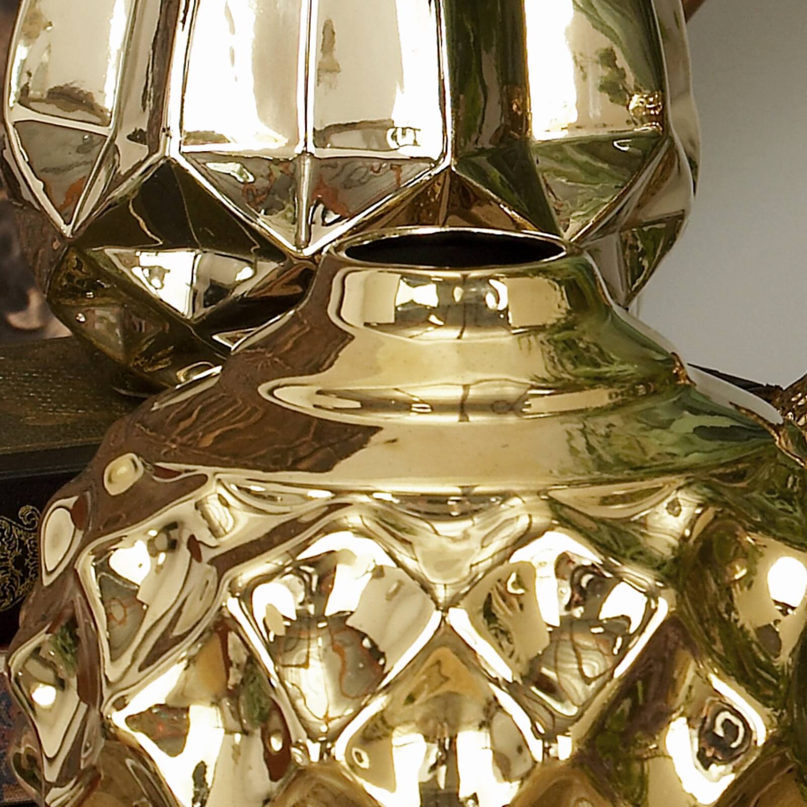CosmoLiving by Cosmopolitan Gold Stoneware Glam Vase Set