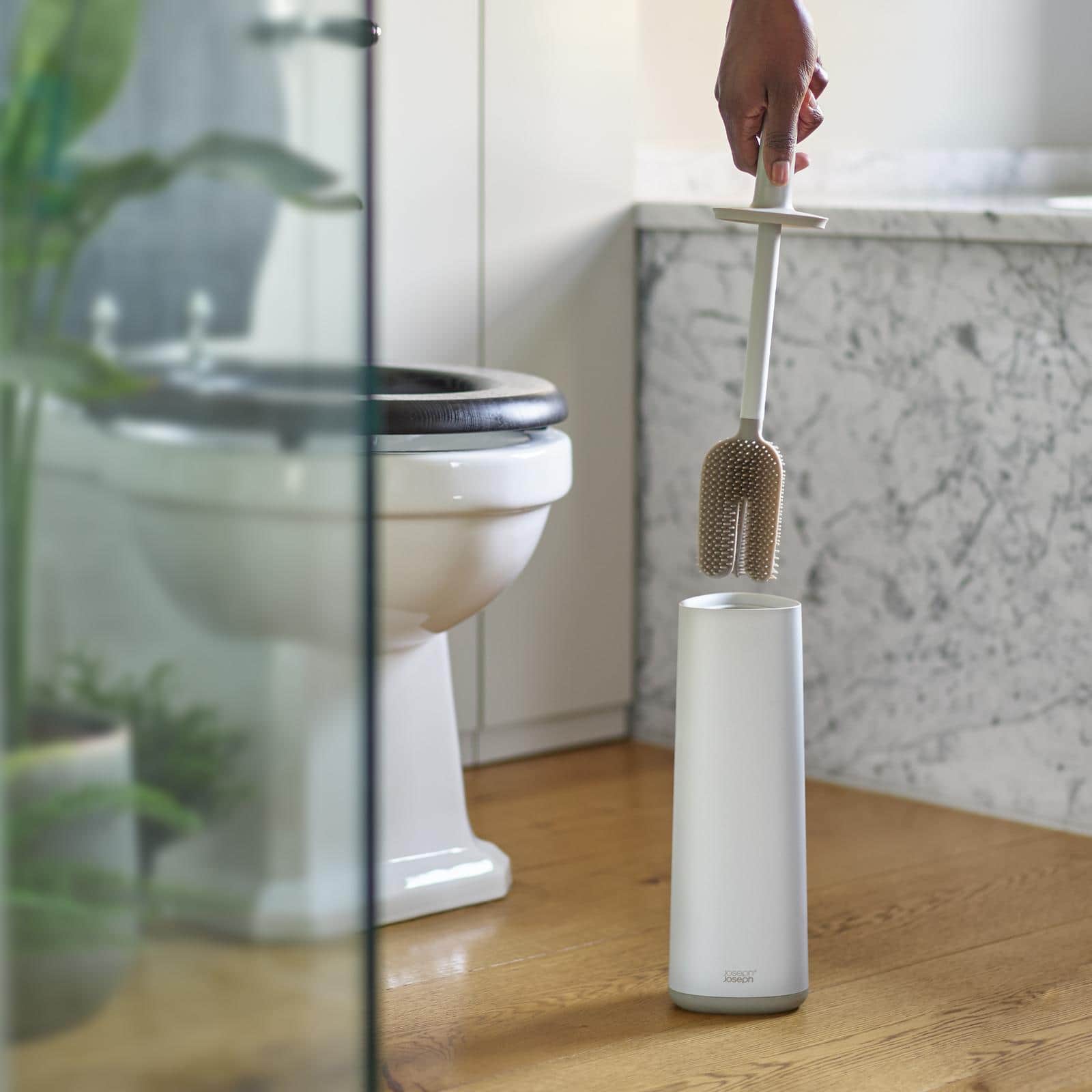 Joseph Joseph Flex 360 Advanced Toilet Brush with Matte Finish