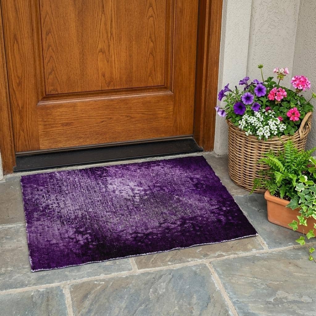 HomeRoots 20" x 30" Stain Resistant Indoor/Outdoor Area Rug