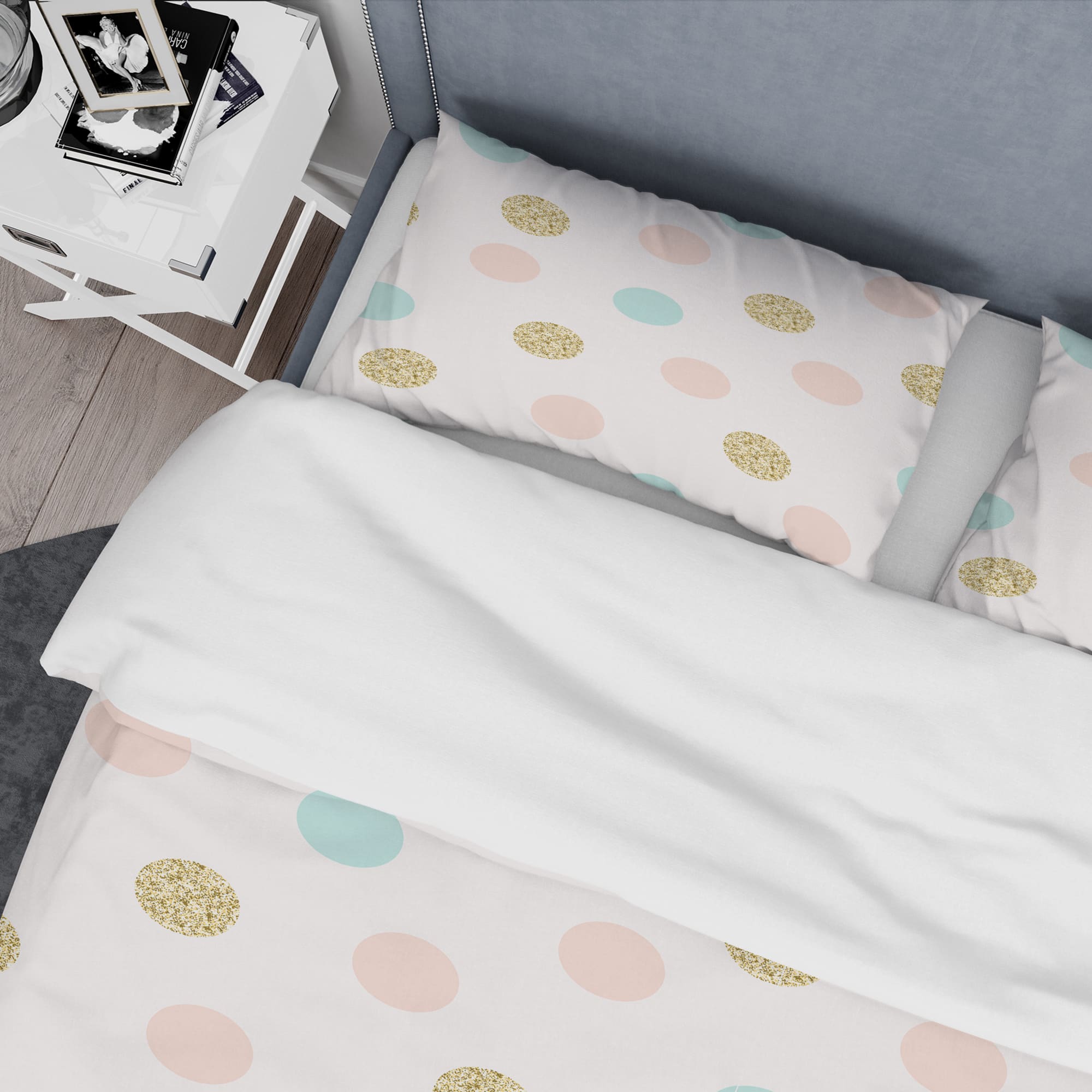 Designart 'Gold Chic Design III' Mid-Century Duvet Cover Set
