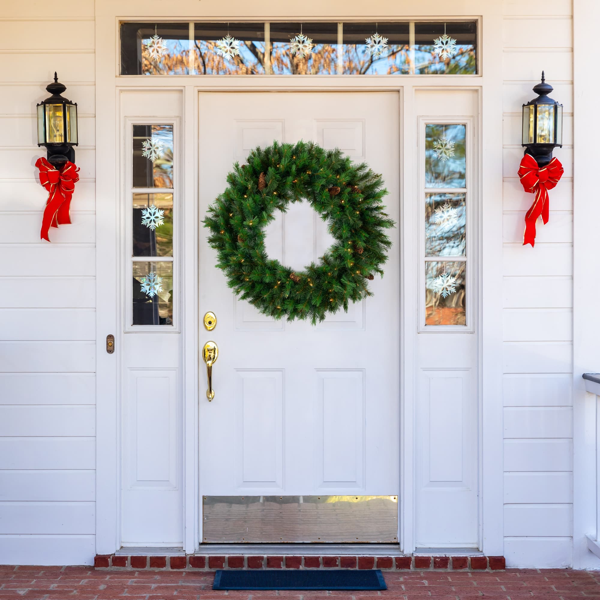 36" Pre-Lit Artificial Christmas Royal Oregon Pine Wreath