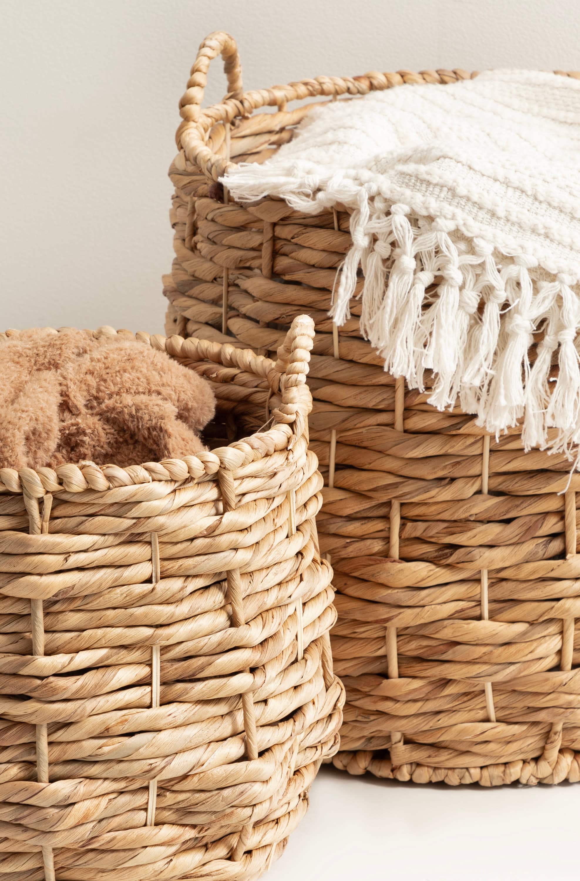 Kate and Laurel Livia Round Woven Basket Set