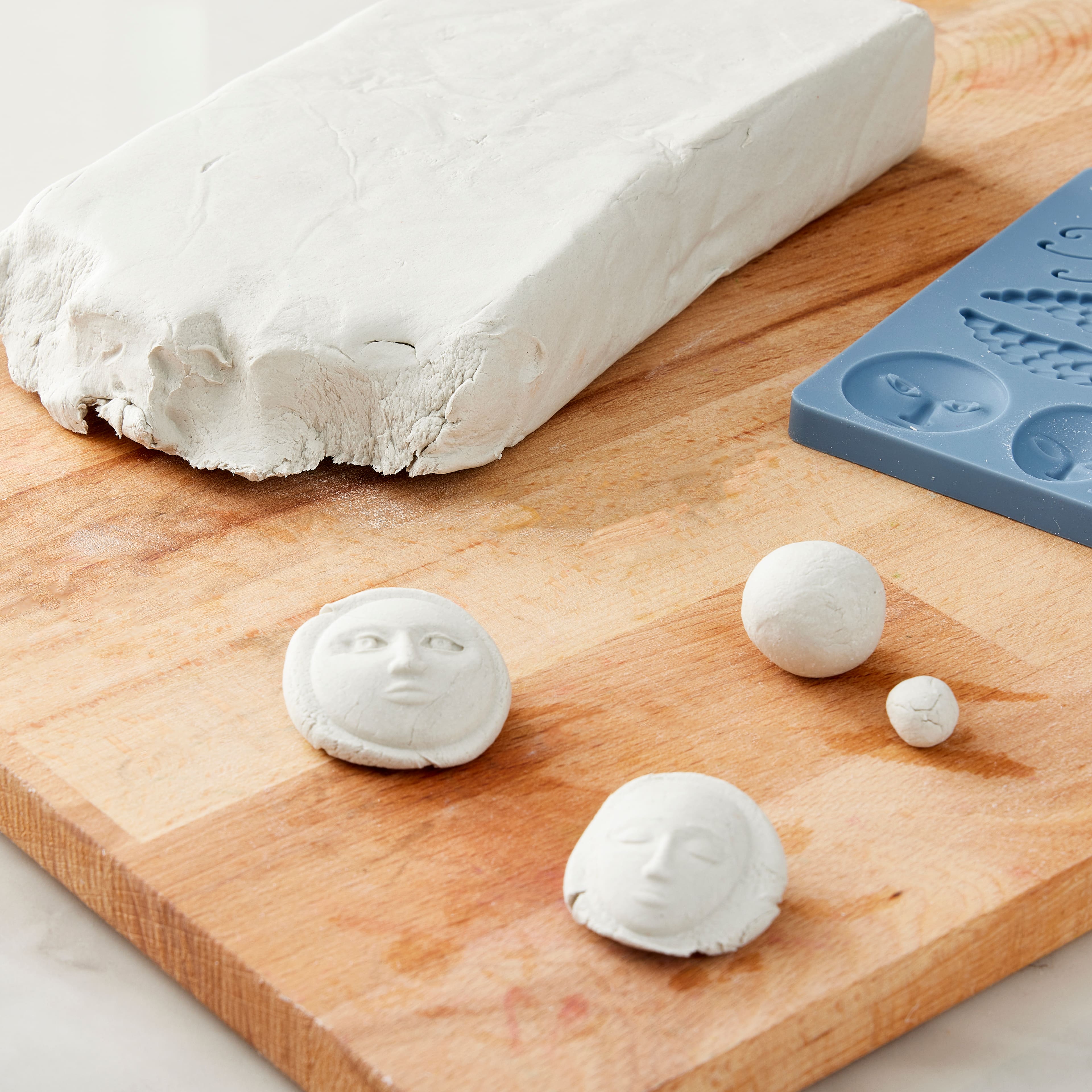 Das® Modeling Clay