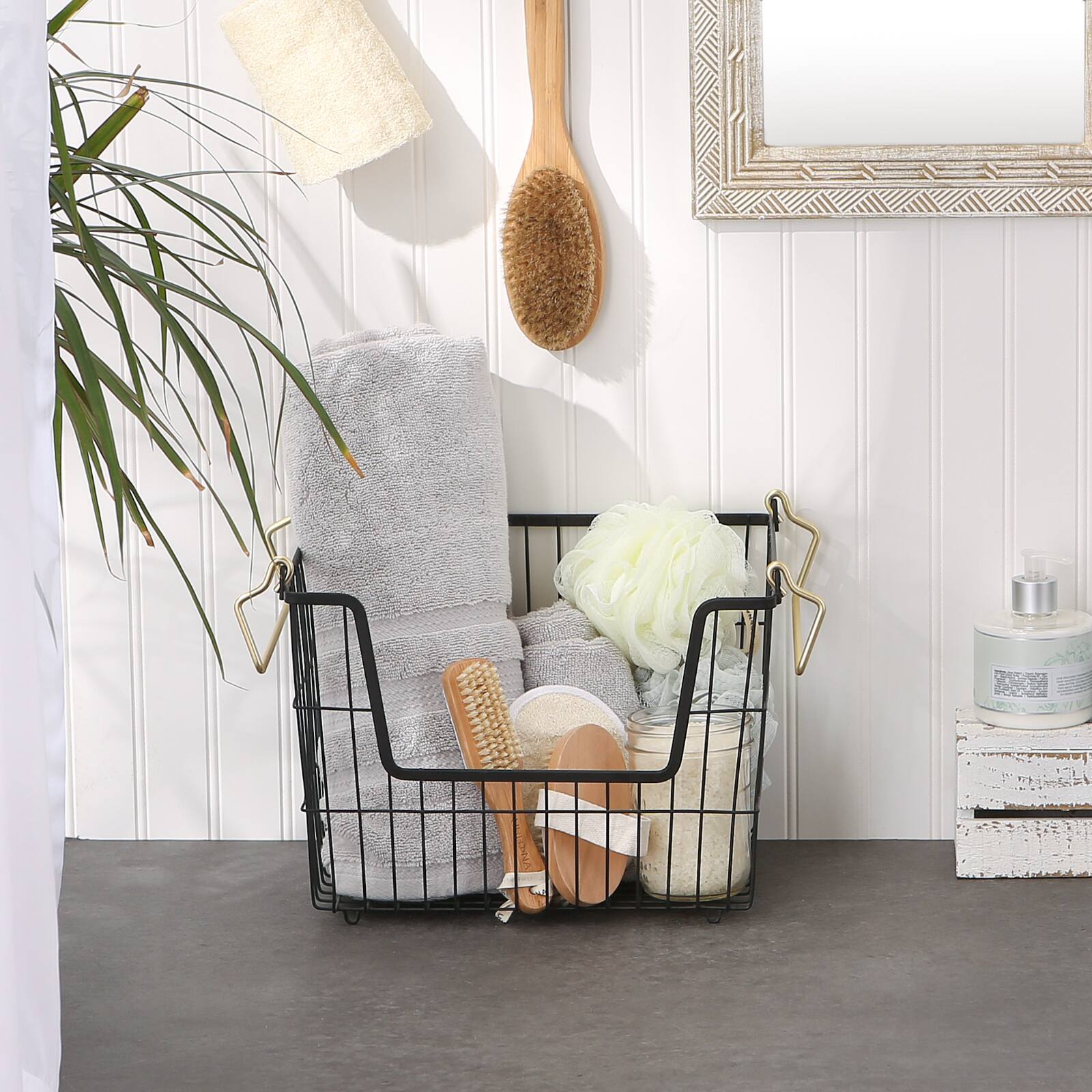 DII® Medium Rectangle Metal Basket