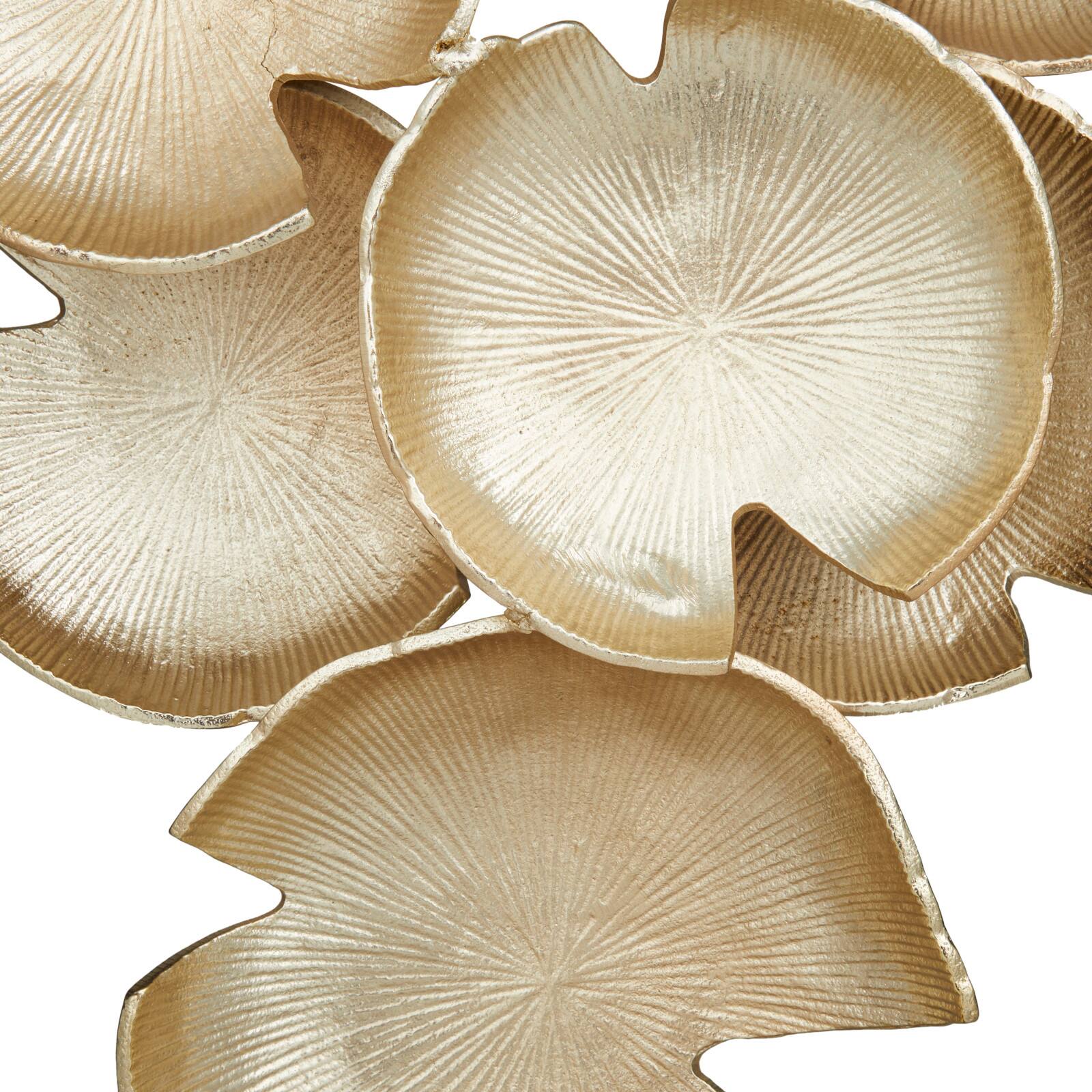 CosmoLiving by Cosmopolitan 31.5" Aluminum Glam Sculpture