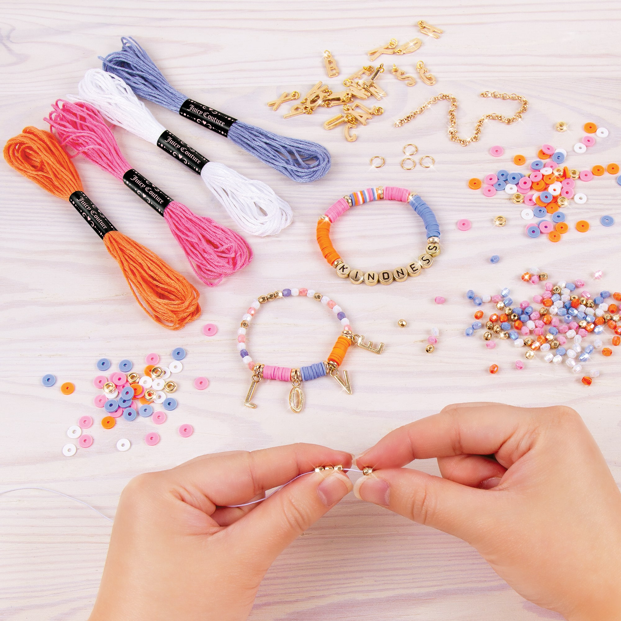 Make It Real Juicy Couture Love Letters Bracelets Activity Kit