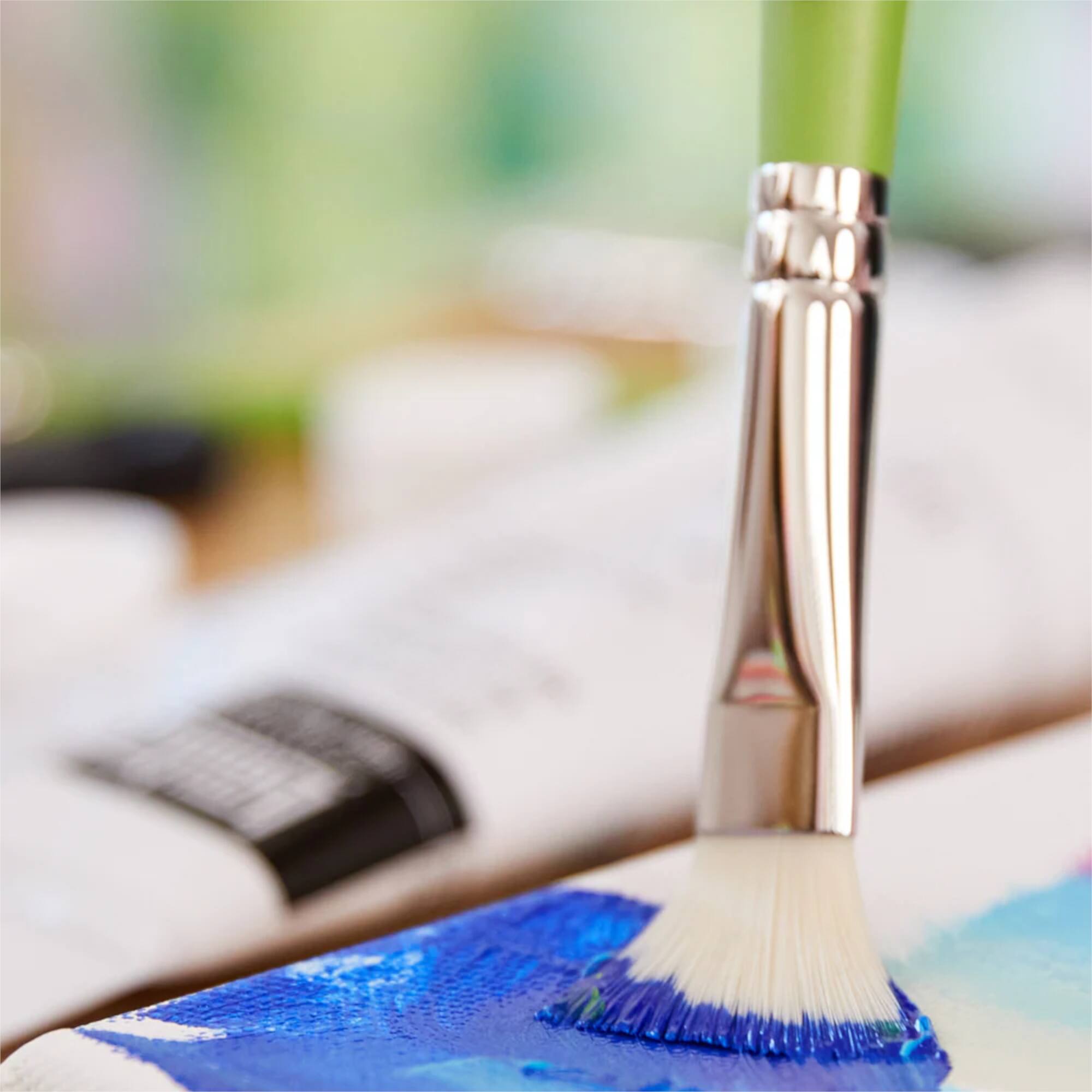 Liquitex® Professional Free-Style™ Filbert Brush