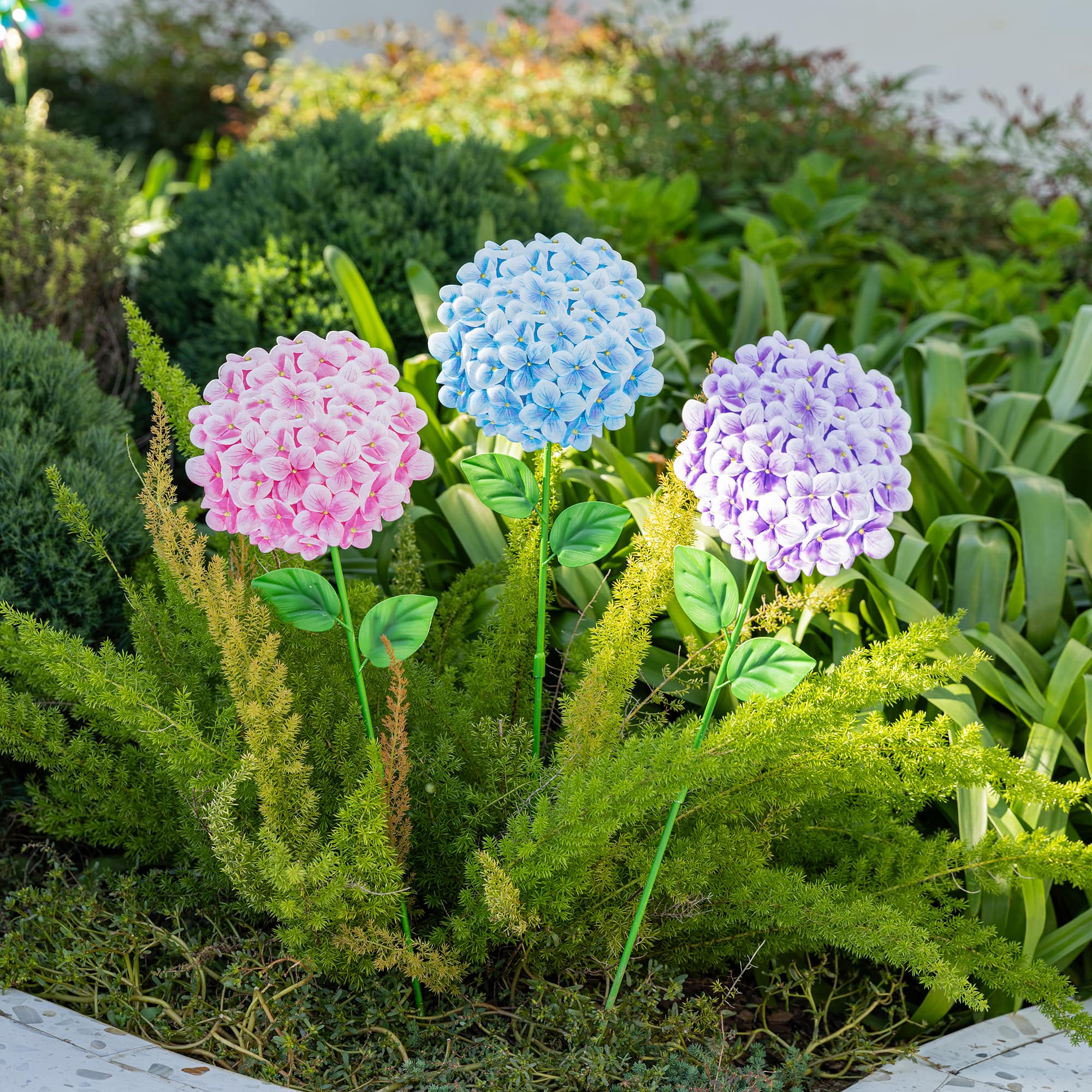 Glitzhome® 24" 2-in-1 Set of 3 Painted Metal Hydrangea Garden Yard Stakes & Wall Decor