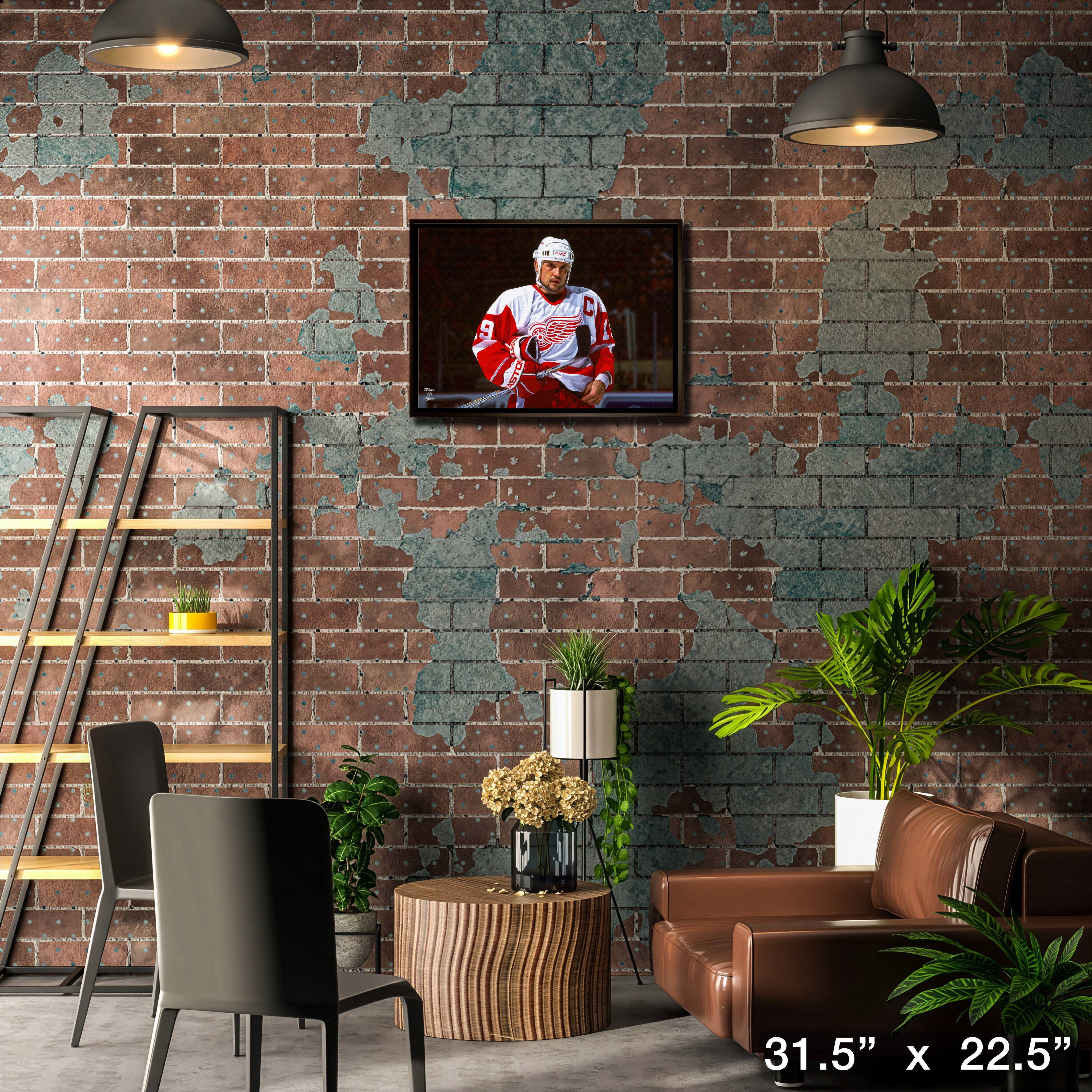 Steve Yzerman 20" x 29" Framed Canvas Red Wings-H 31.5" x 22.5"