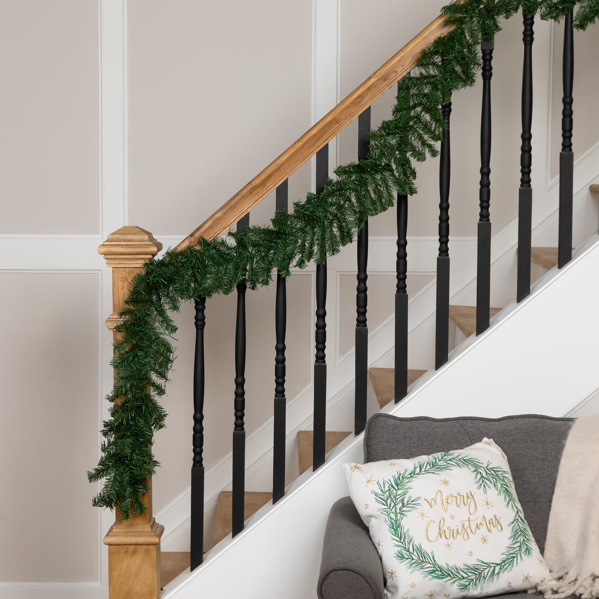 9ft. Canadian Pine Christmas Garland