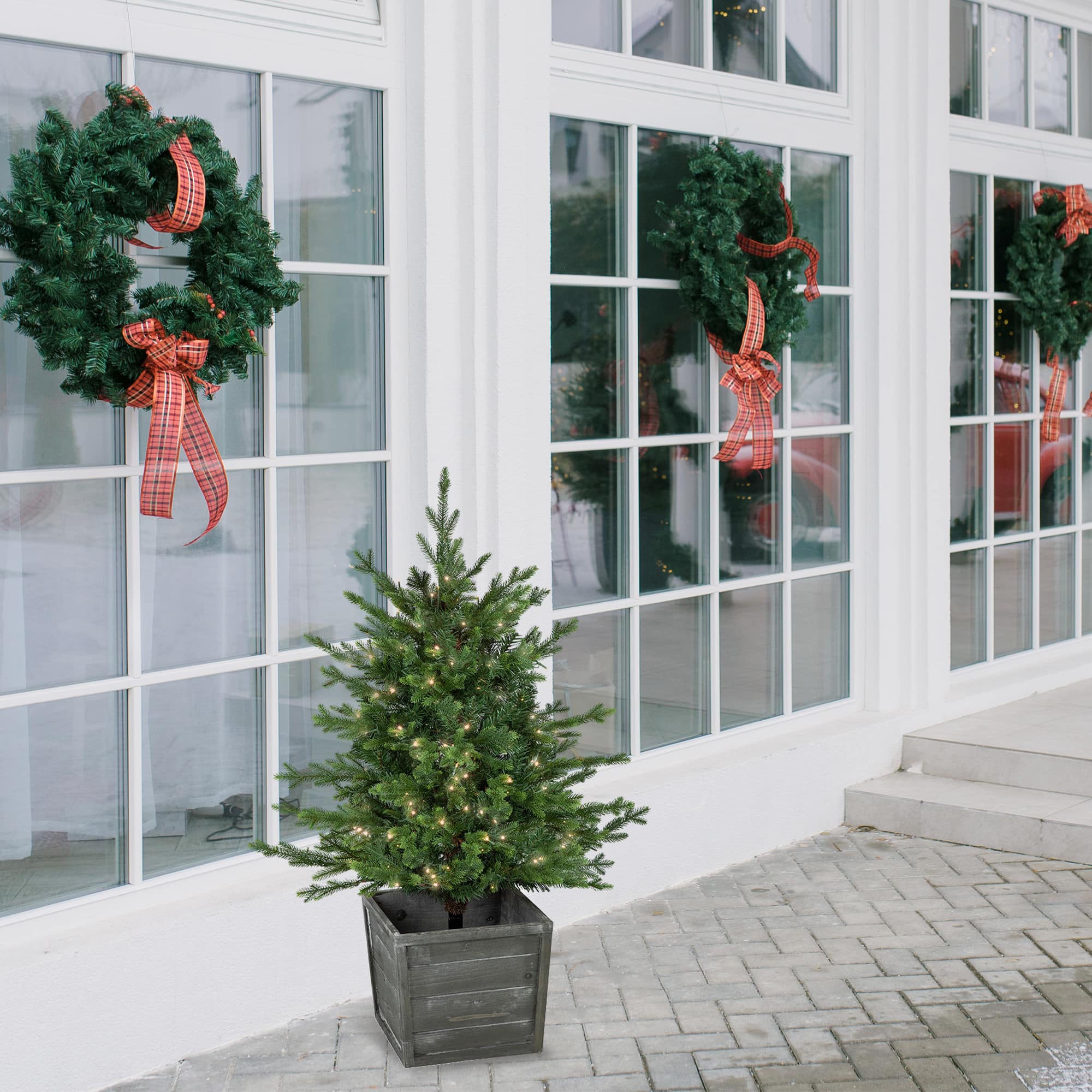 4ft. Pre-Lit Potted Deluxe Russian Pine Christmas Tree, Warm White LED Lights