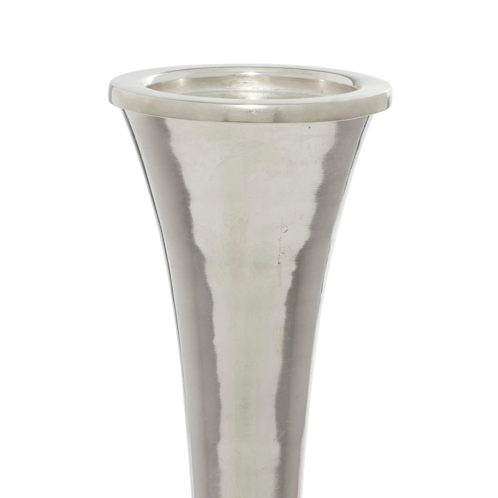 Silver Modern Candle Holder Set