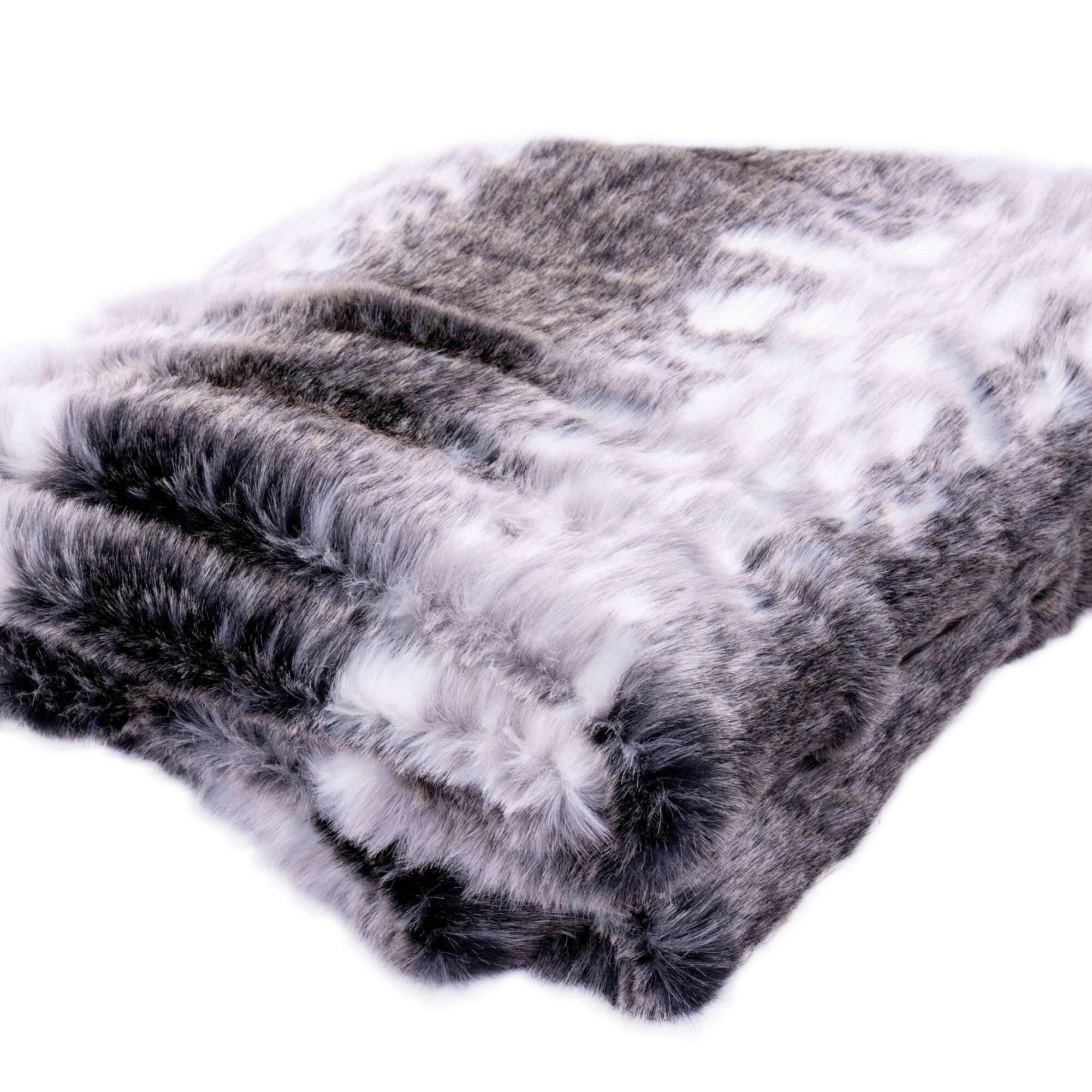 Vickerman Black & Snow White Arctic Faux Fur Tree Skirt