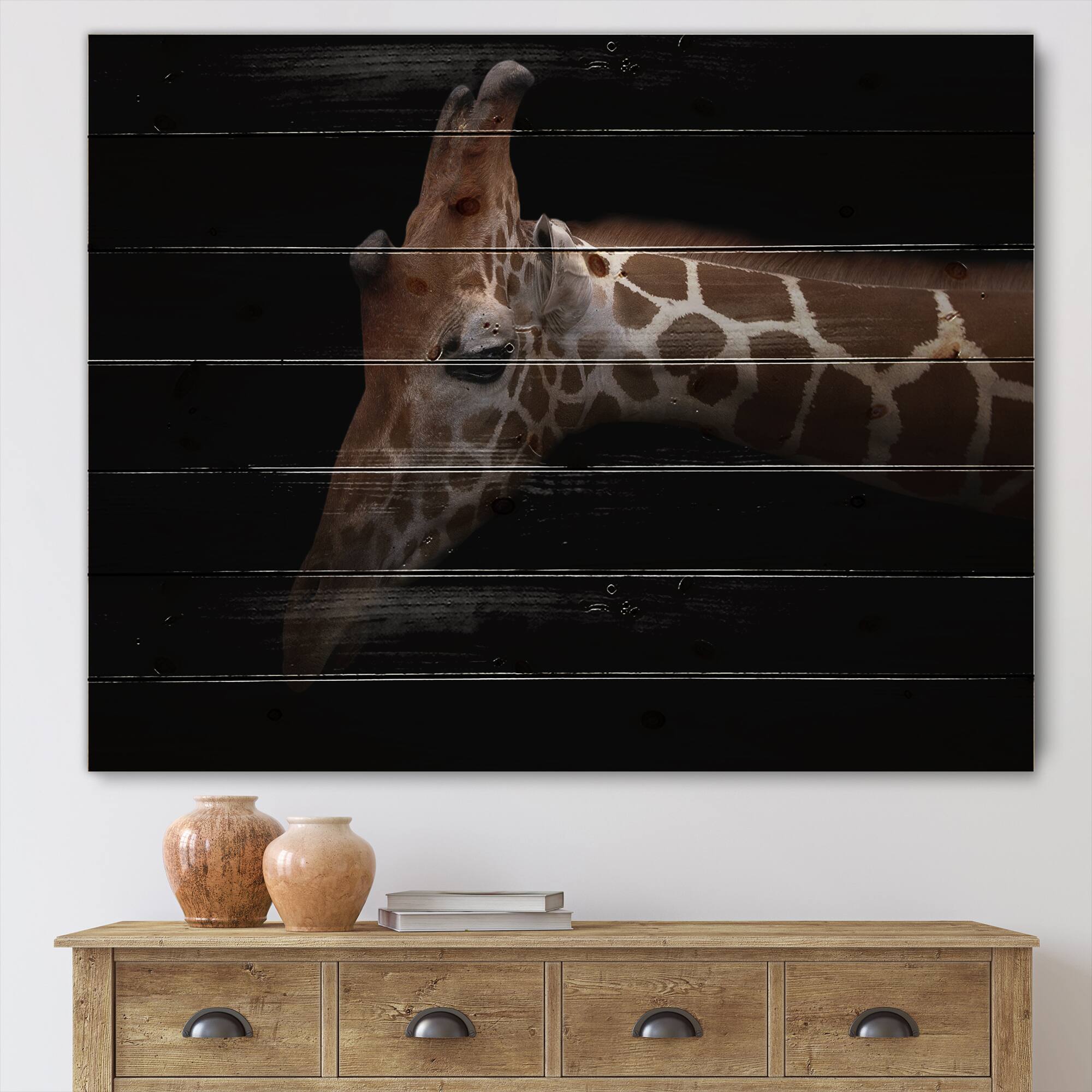 Designart - Portrait of A Giraffe IV - Farmhouse Print on Natural Pine Wood
